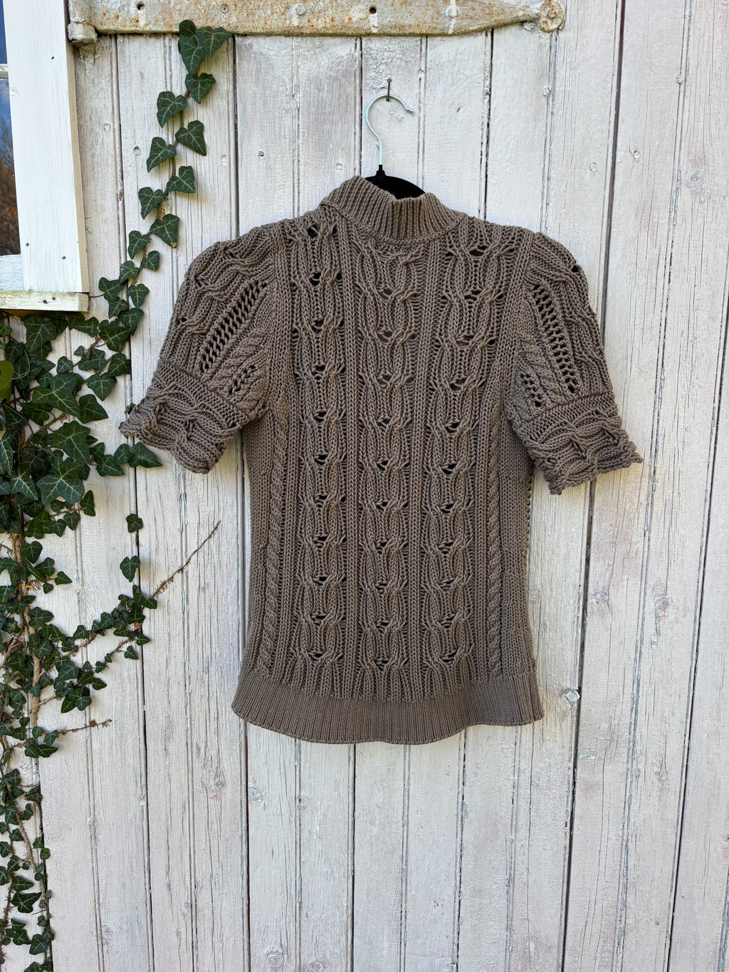 Banana Republic Short Sleeve Cardigan, Size Medium