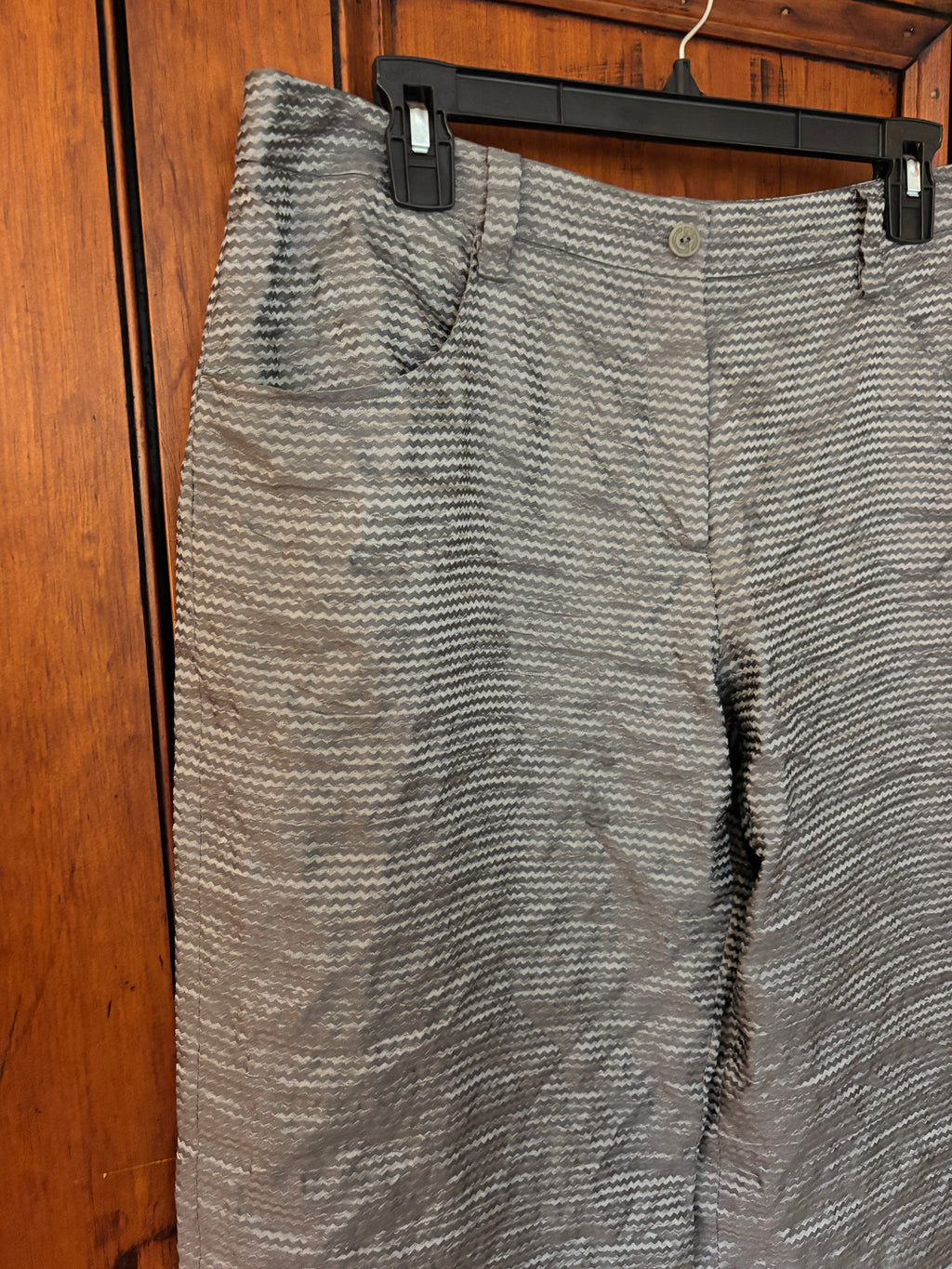 Giorgio Armani Metallic Crushed Jacquard Pants — Size 12 NWT