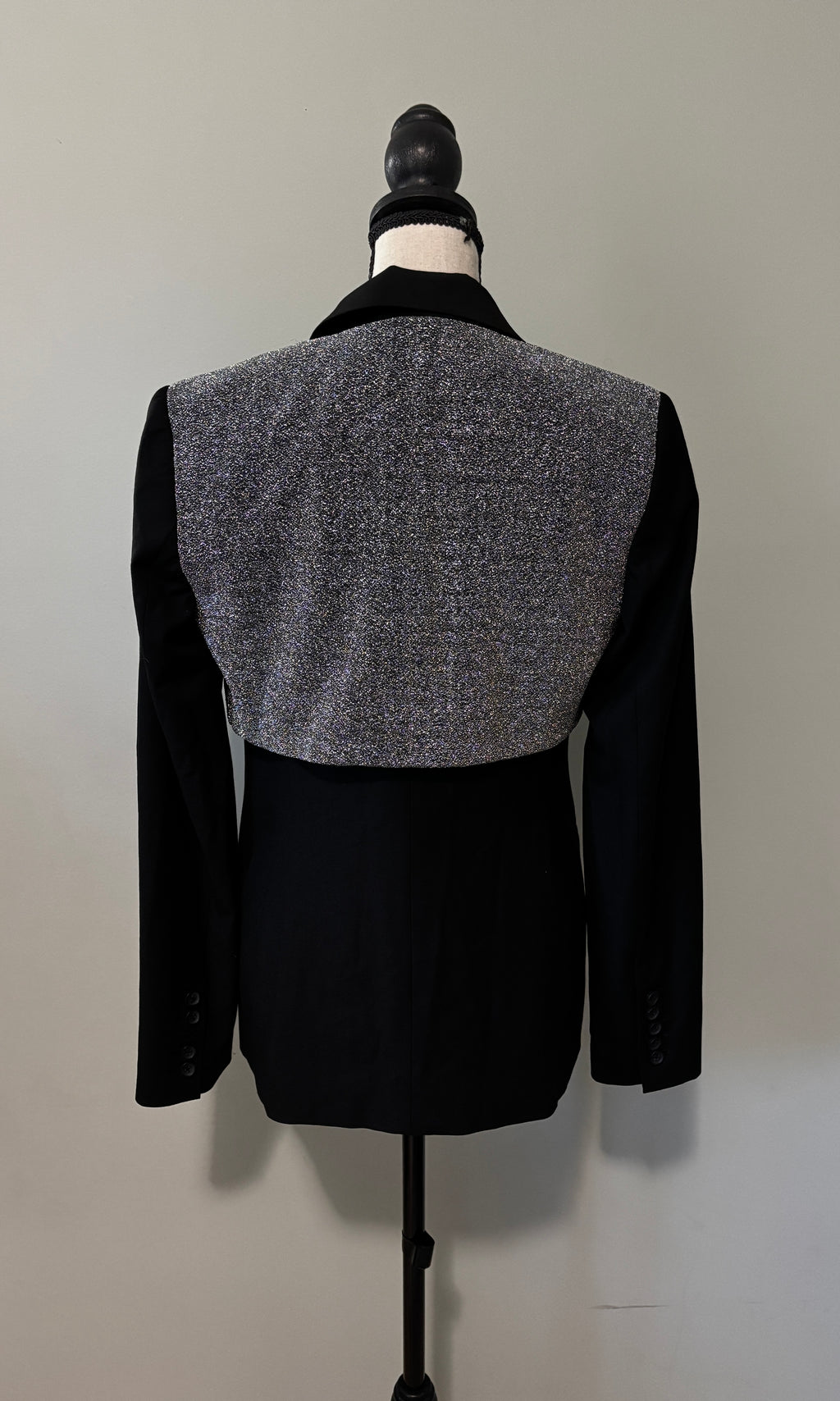 Elizabeth and James Black Silver Blazer Size 2 NWT