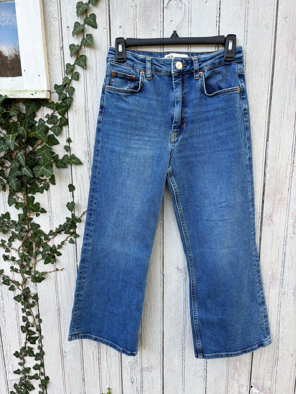 Zara Jeans, The Bloom Flare, Size 4