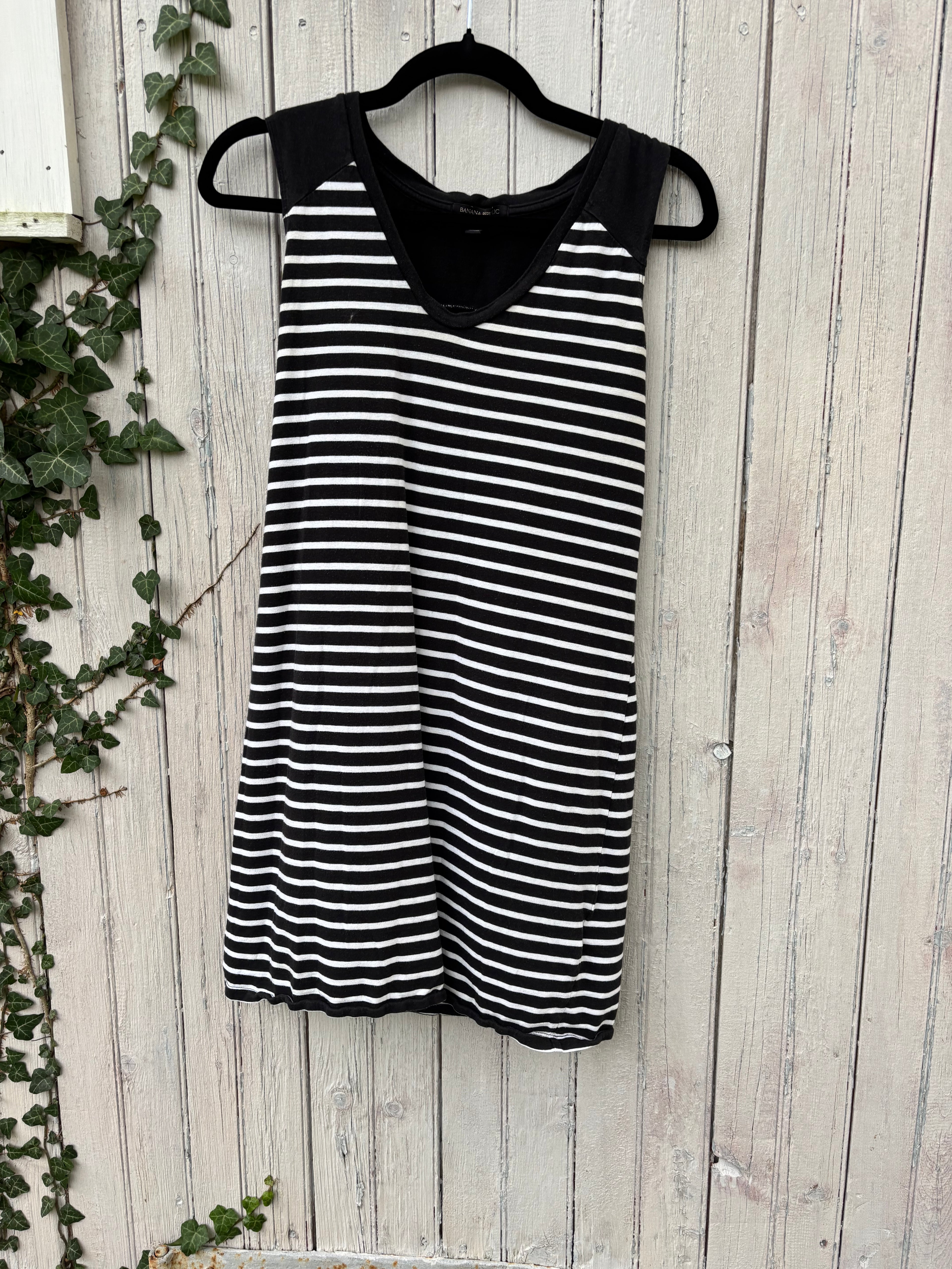 Banana Republic Casual  Dress, Size Small