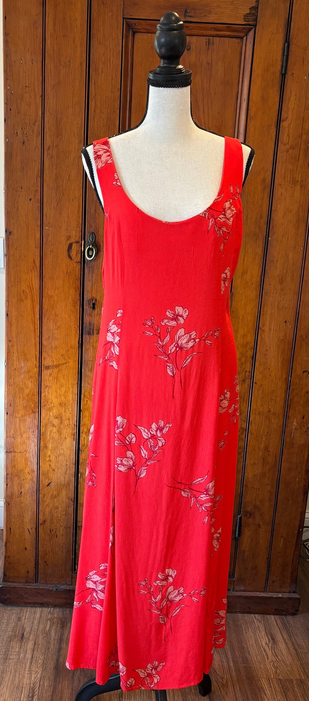 Dress Forum red floral maxi dress front view sleeveless silhouette secondhand like new dresses Sassy and Chic