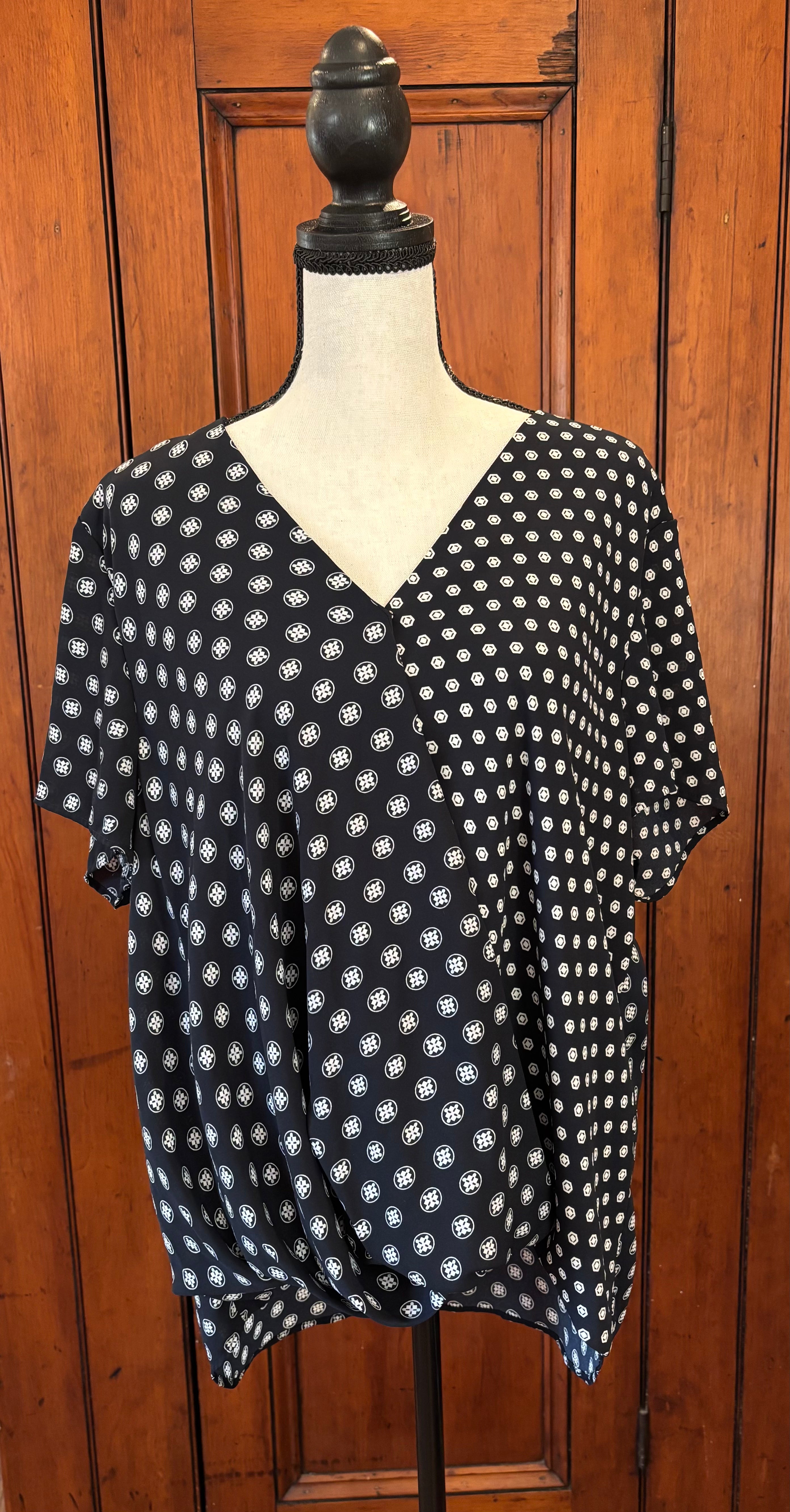 Vince Camuto Top, Size Extra Large