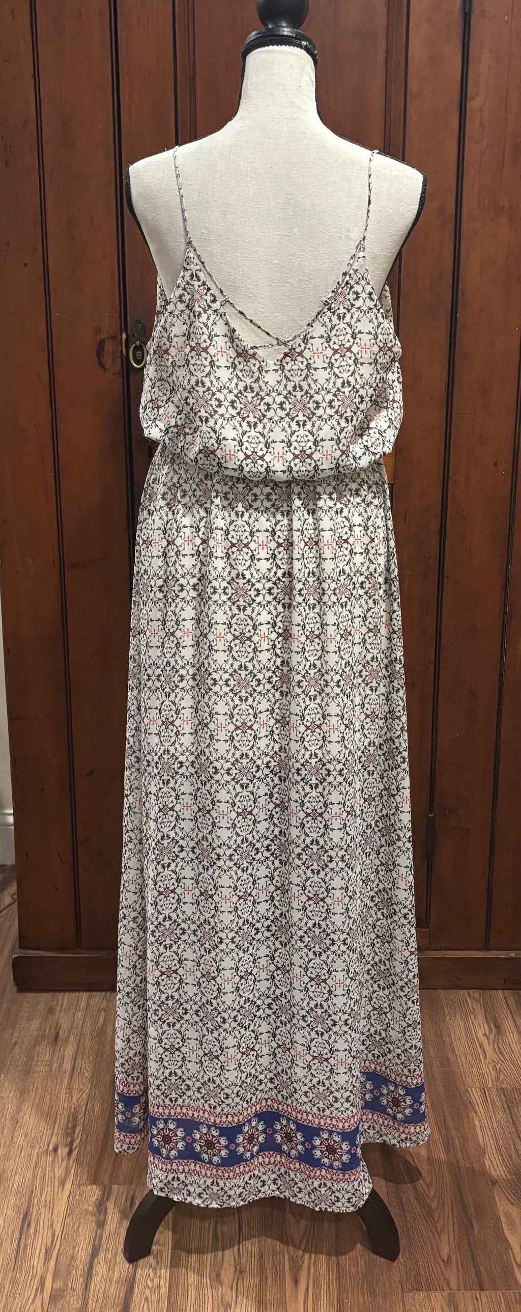 Sienna Sky grey geometric maxi dress back view pre-loved dresses like new Sassy and Chic