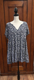 Knox Rose blue floral boho mini dress front view V-neckline secondhand like new dresses Sassy and Chic