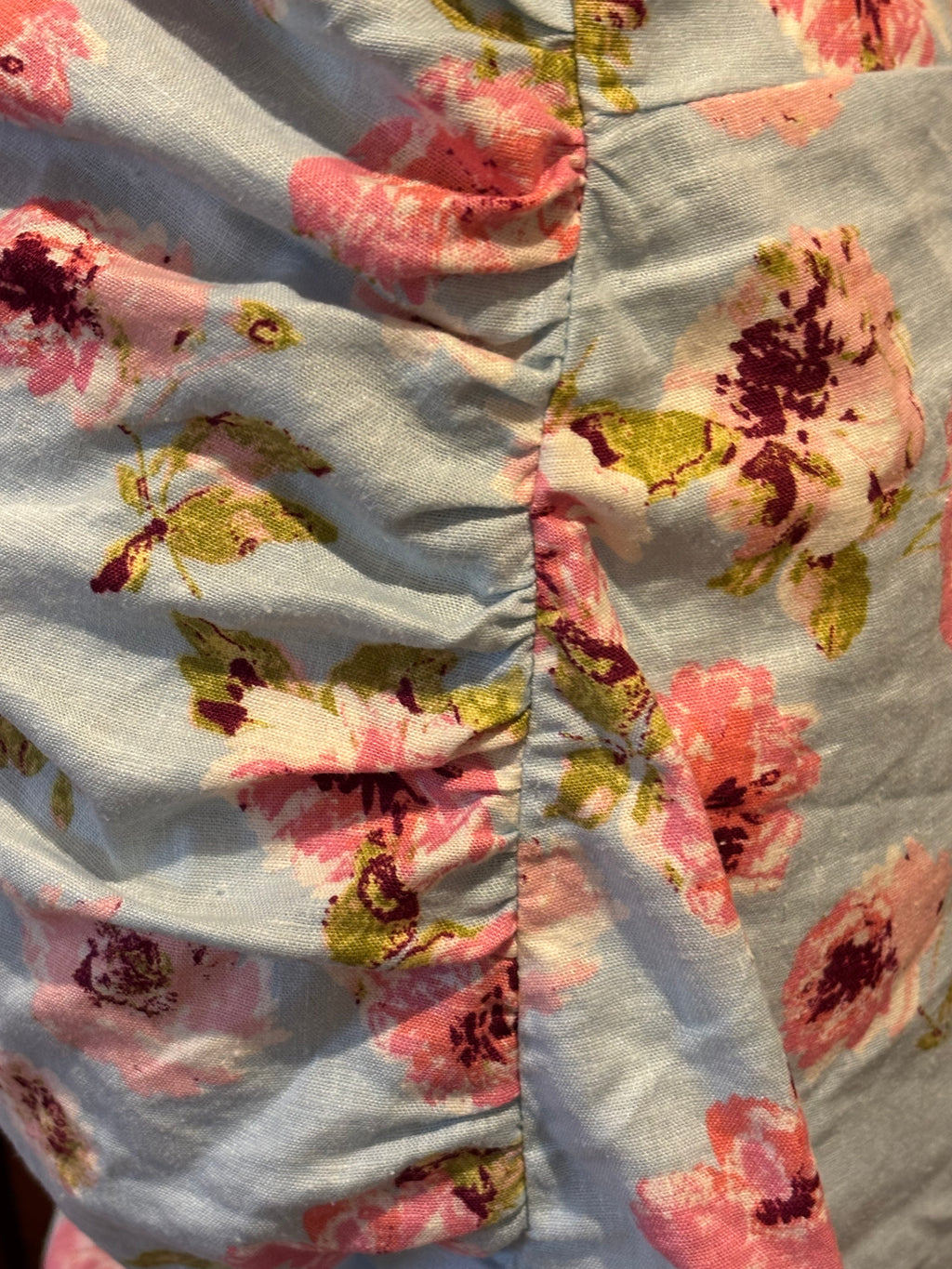 Zara pale blue pink floral maxi dress detail close up pretty floral pattern flattering ruching Sassy and Chic