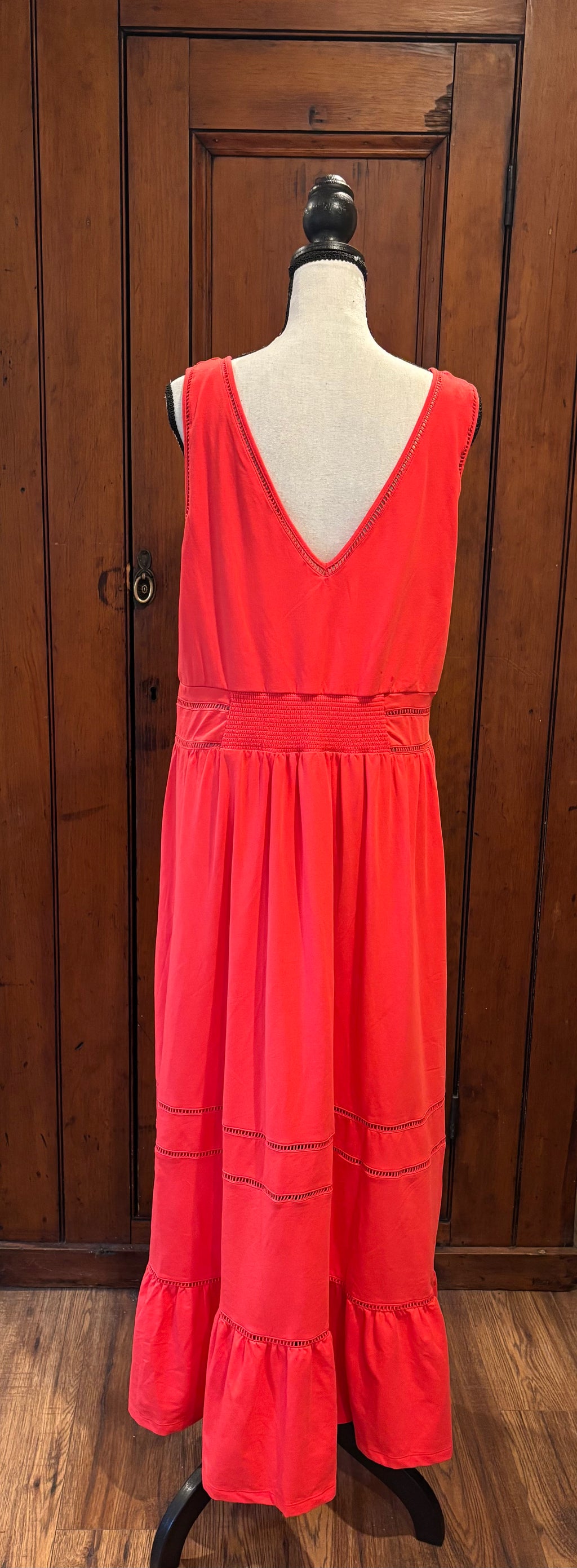 Lands End red sleeveless midi dress back view dramatic deep V back pre-owned dresses Sassy and Chic