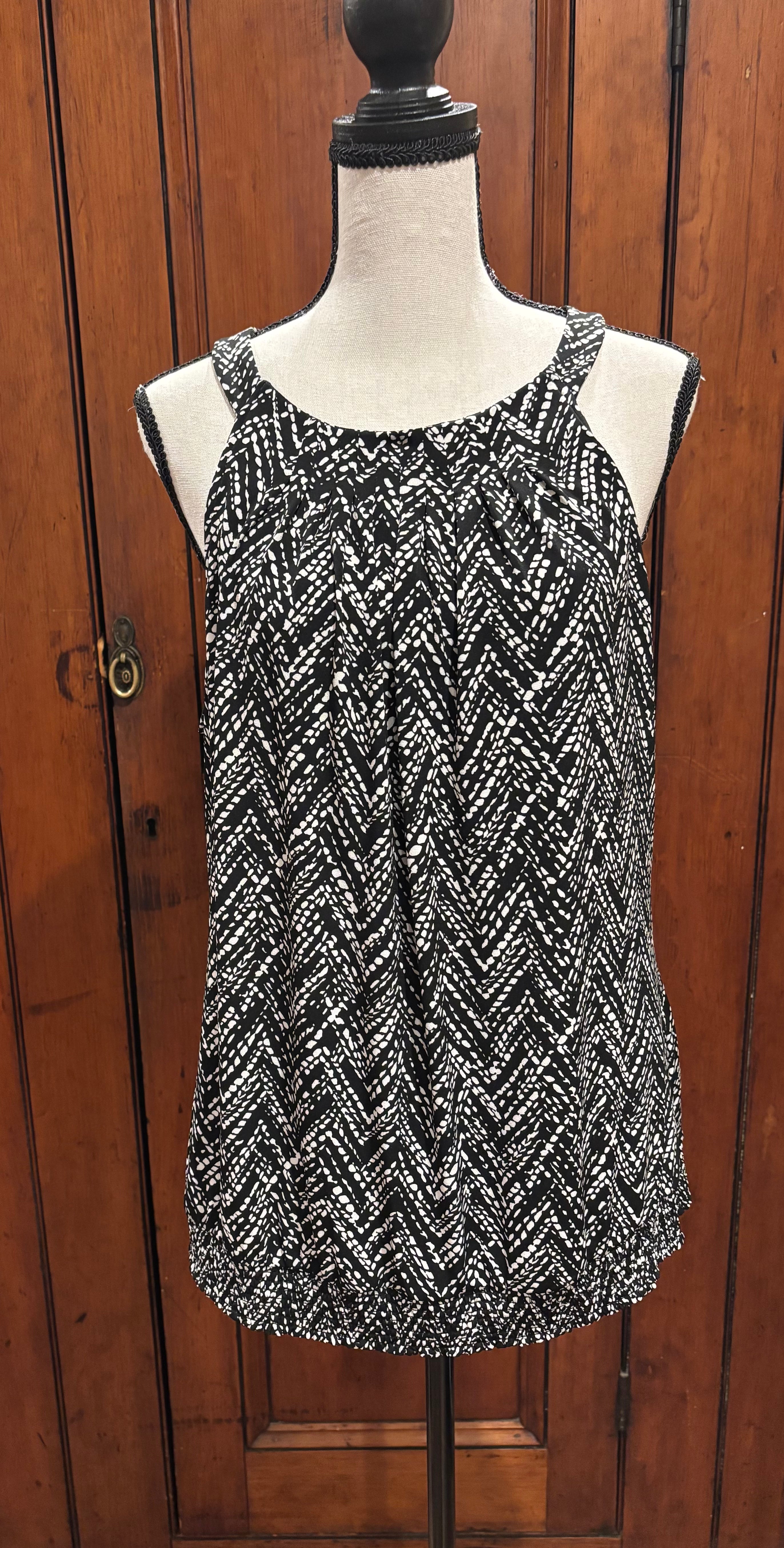 White House Black Market Sleeveless Blouse, Size Extra Large