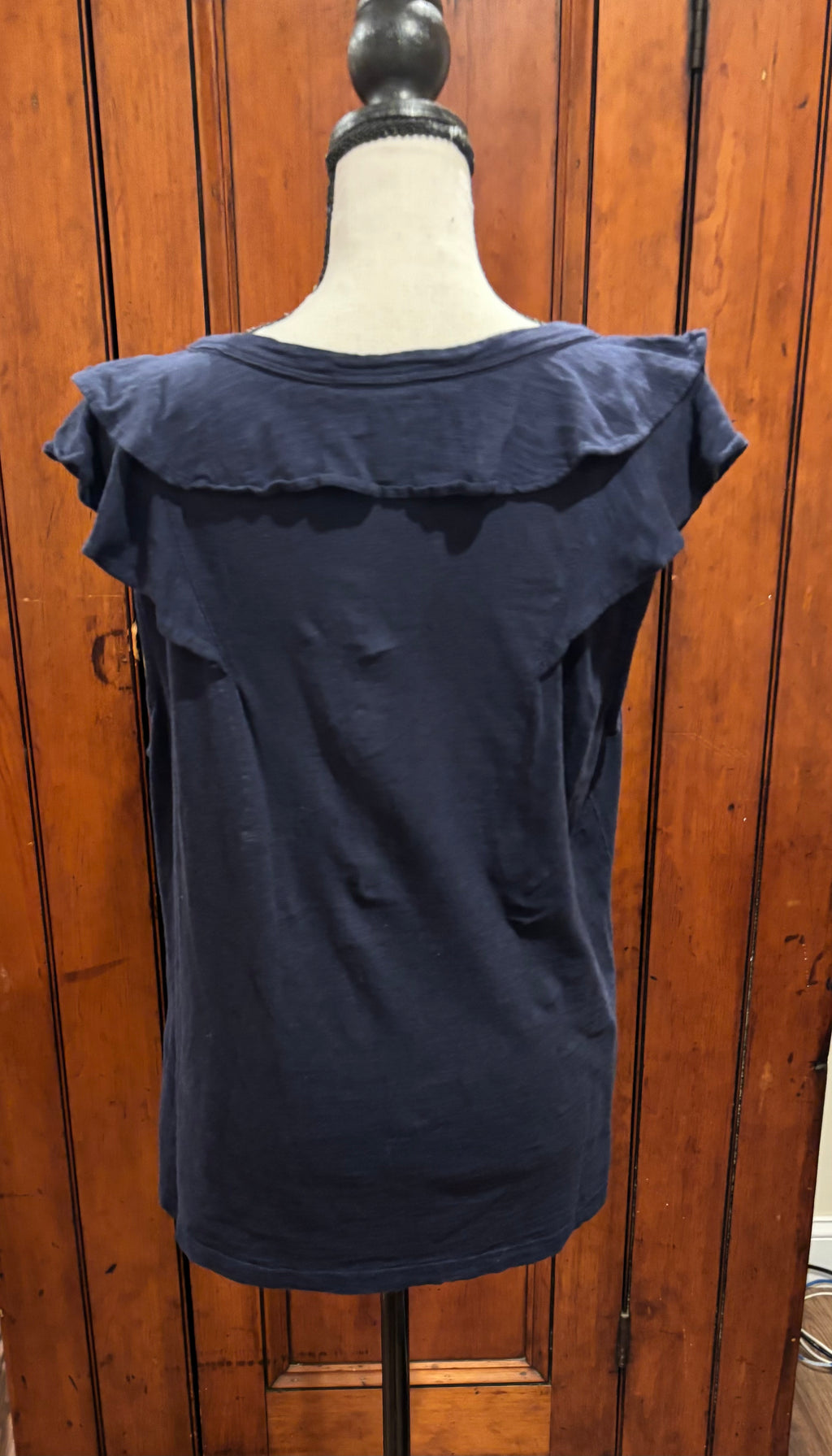 White House Black Market Sleeveless Blouse, Size Large