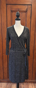 ESPRIT dark grey geometric wrap dress front view V-neckline pre-loved dresses like new Sassy and Chic