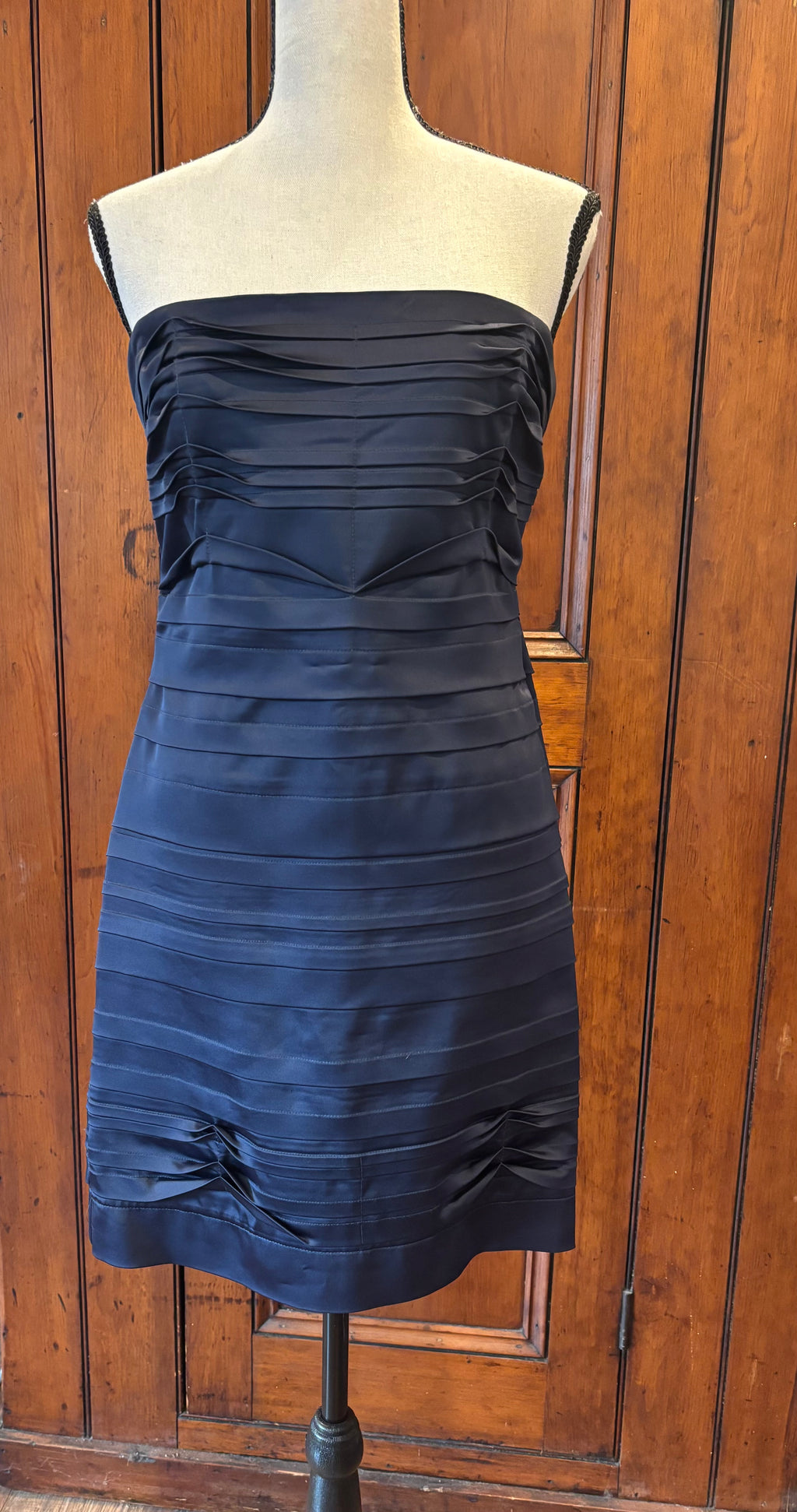BCBG navy strapless mini cocktail dress front view bold silhouette pre-owned designer cocktail dresses Sassy and Chic