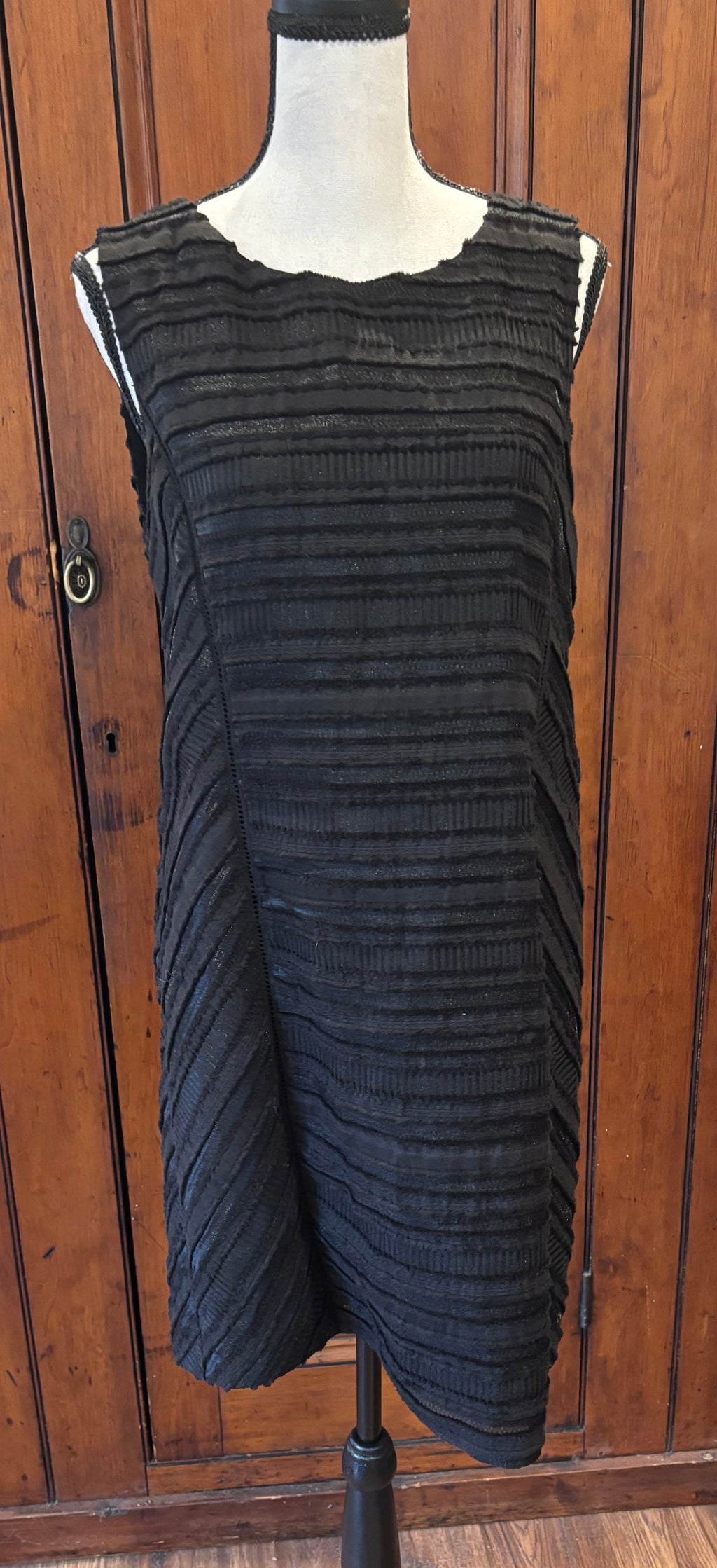 Cynthia Steffe black sleeveless dress front view knee length silhouette pre-owned designer dresses Sassy and Chic