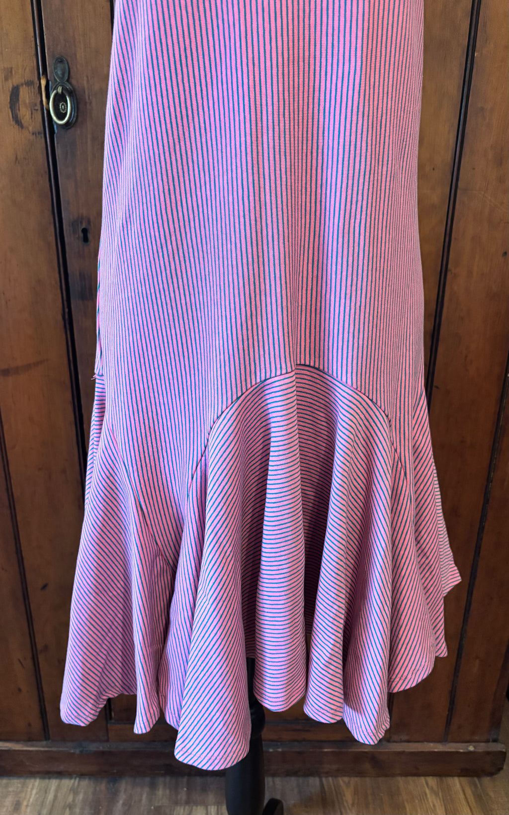 dRA Los Angeles pink sleeveless dress detail close up flirty ruffle hem pretty pink hue Sassy and Chic