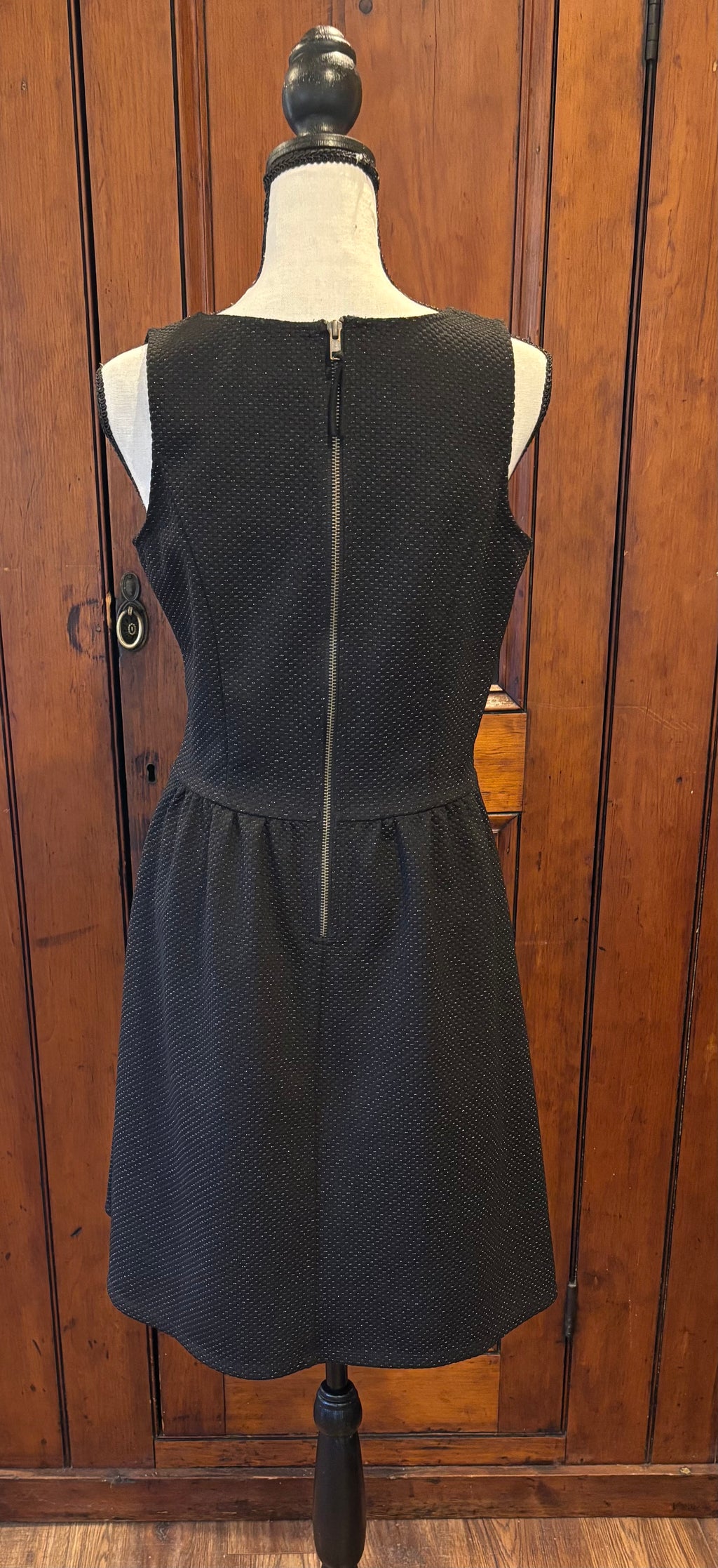 HD in Paris black sleeveless dress back view pre-loved dresses like new Sassy and Chic