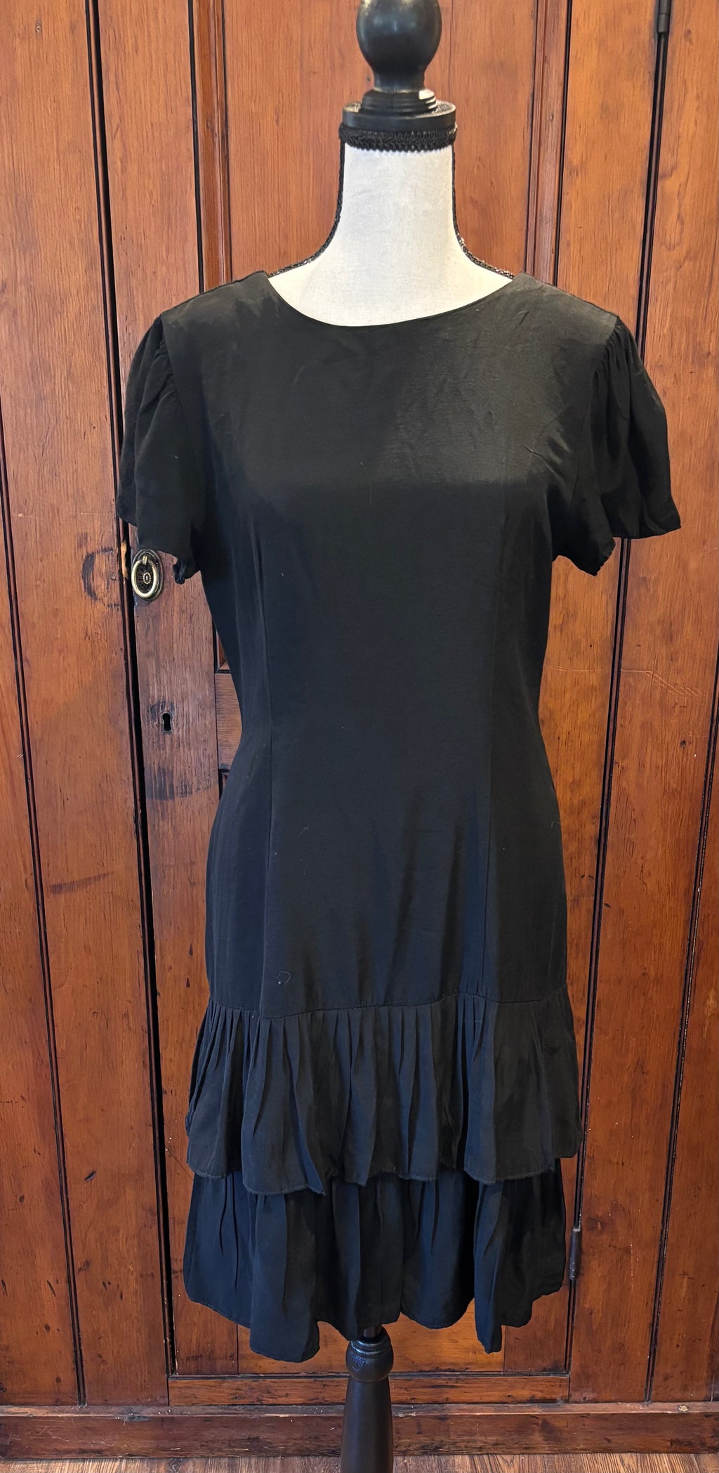 Maggy London black short sleeve dress front view round neckline ruffled skirt secondhand dresses Sassy and Chic