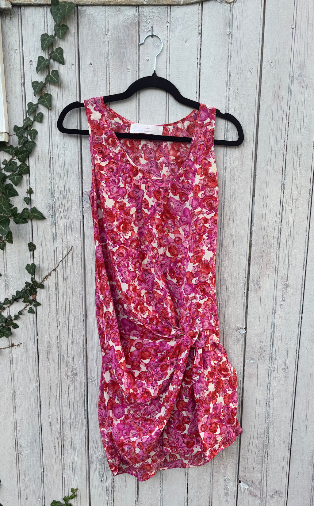 Thakoon Addition red floral mini dress front view sleeveless silhouette pre-loved designer dresses Sassy and Chic