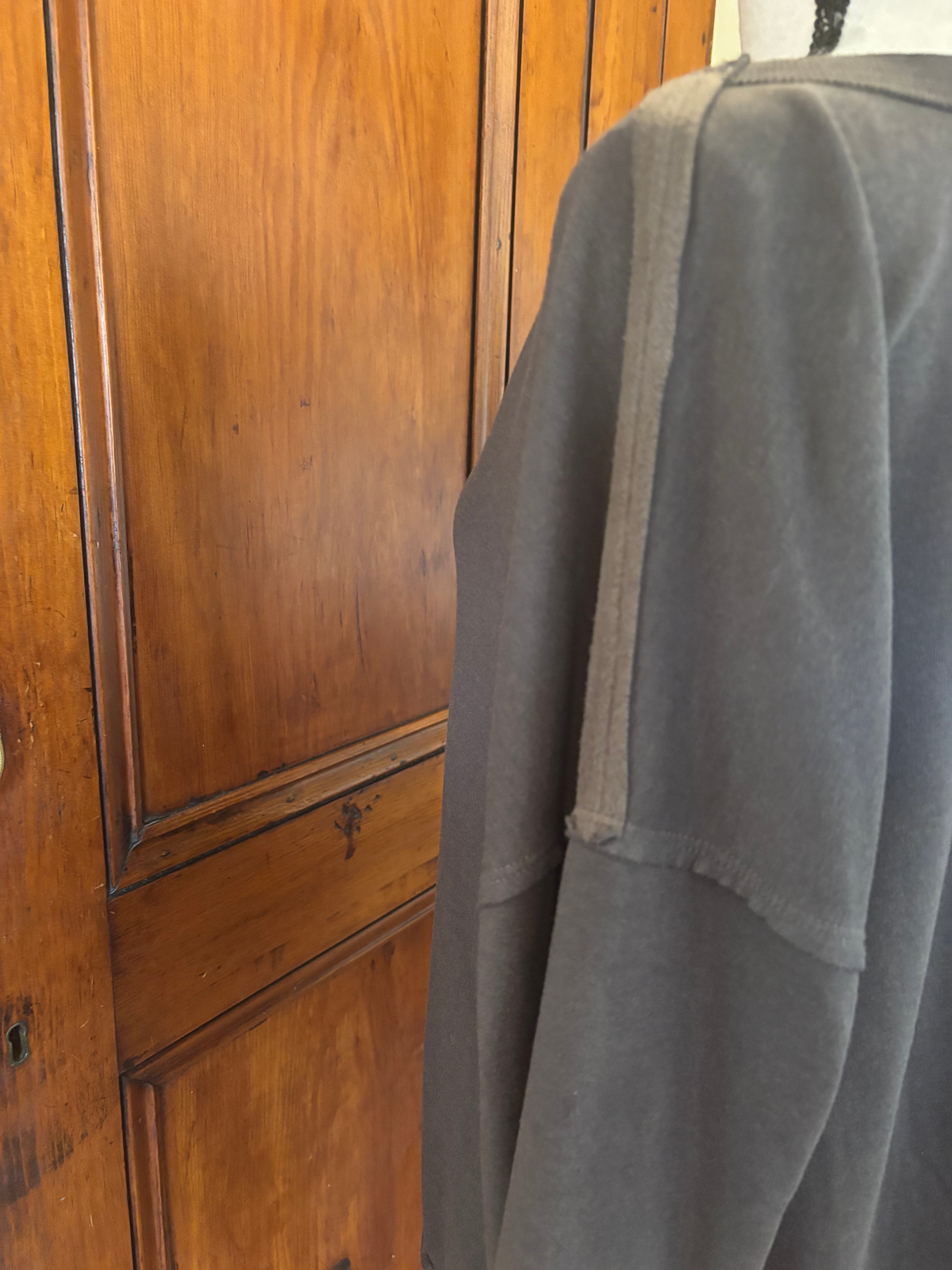 Mila Pullover Sweater (Sweatshirt), Size Large