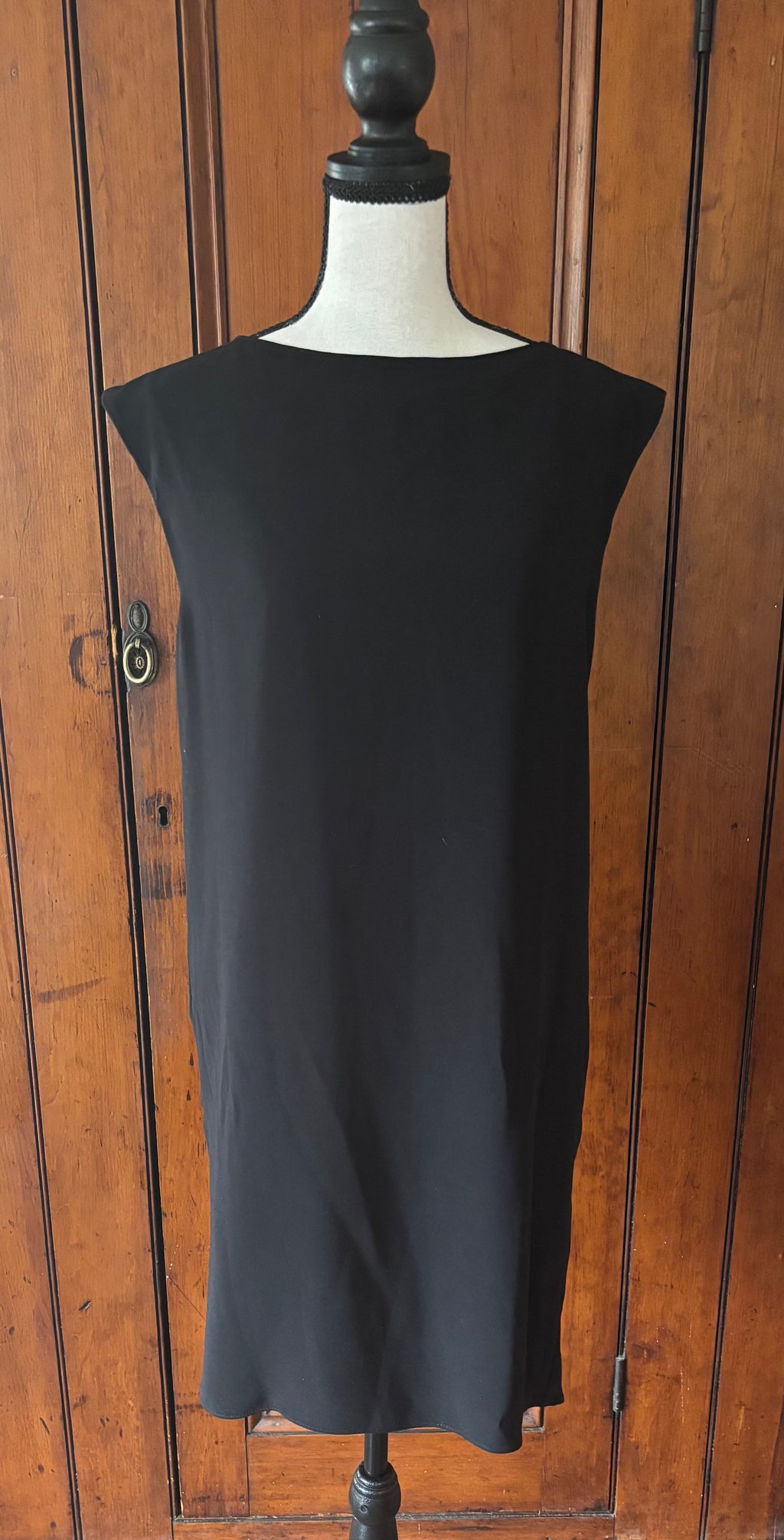 Trina Turk black cap sleeve dress front view delicate cap sleeves thrifted designer cocktail dresses Sassy and Chic