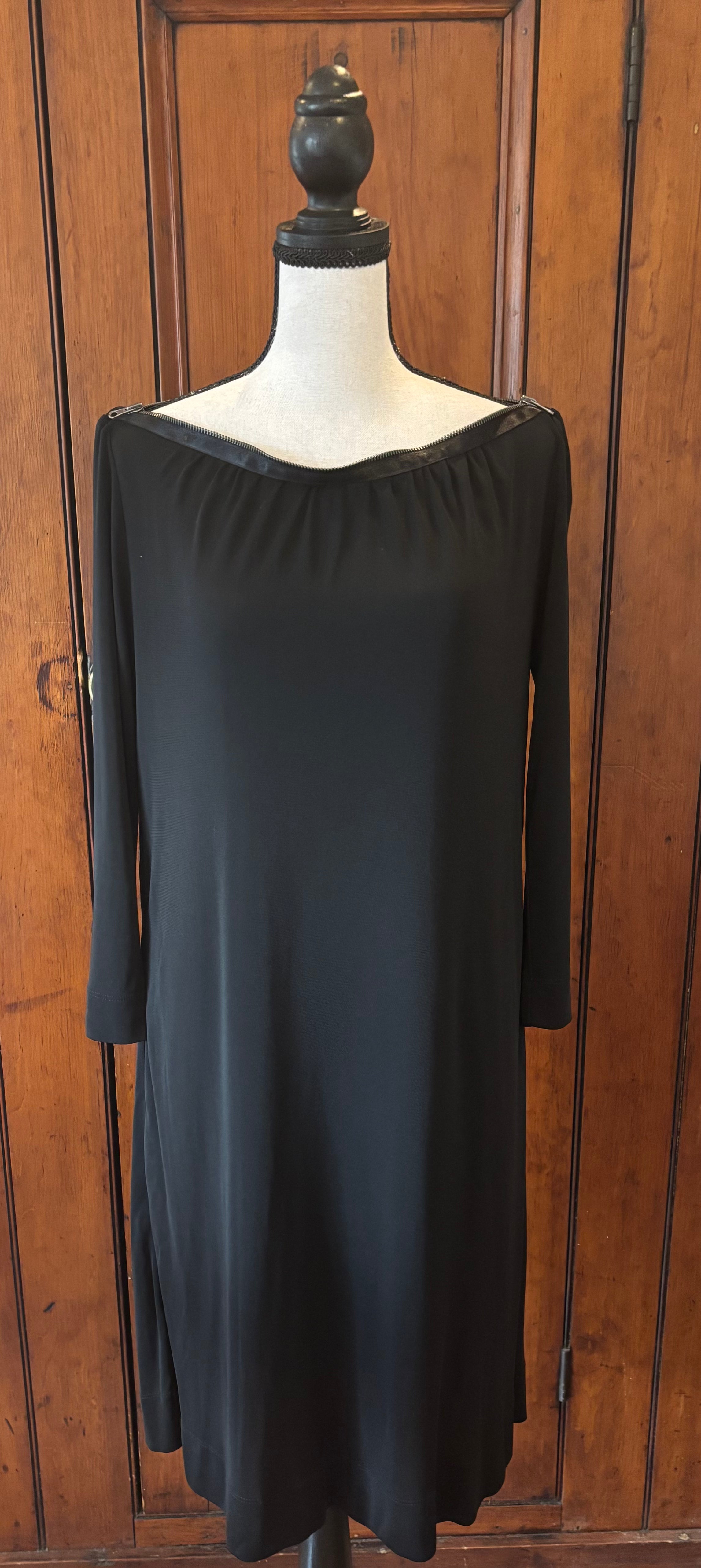DVF black long sleeve sheath dress front view zipper neckline pre-owned designer dresses Sassy and Chic
