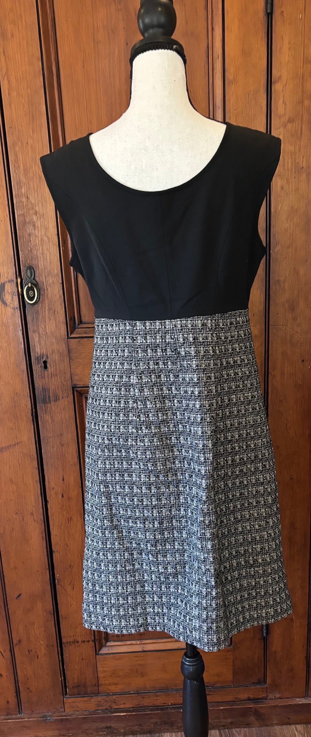 Classiques Entier black white checkered dress back view secondhand like new designer dresses Sassy and Chic