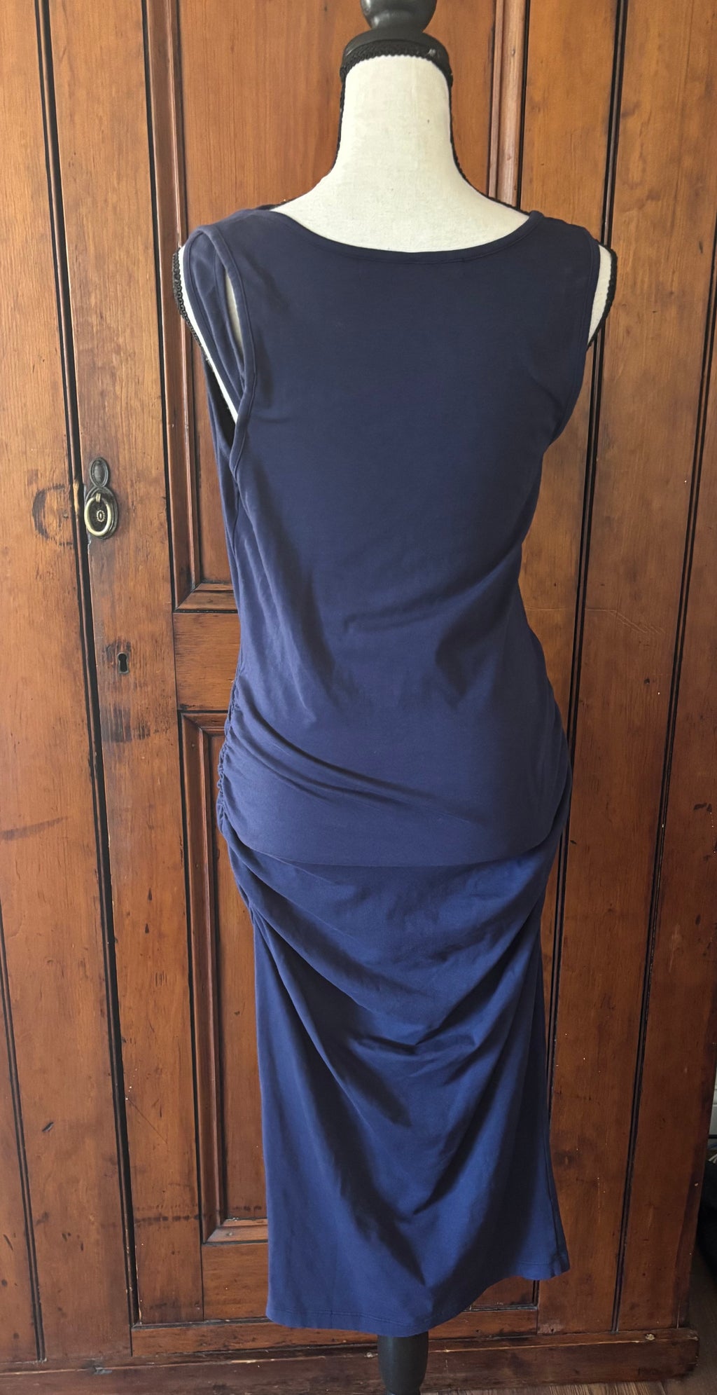 Michael Stars navy sleeveless midi dress back view secondhand like new dresses like new Sassy and Chic
