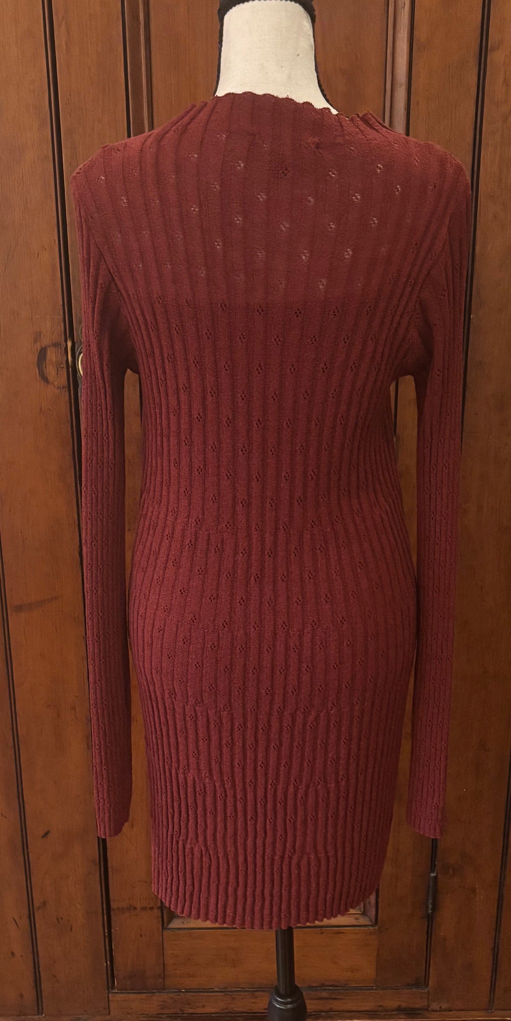 Lulus cranberry long sleeve midi dress back view pre-loved dresses like new Sassy and Chic