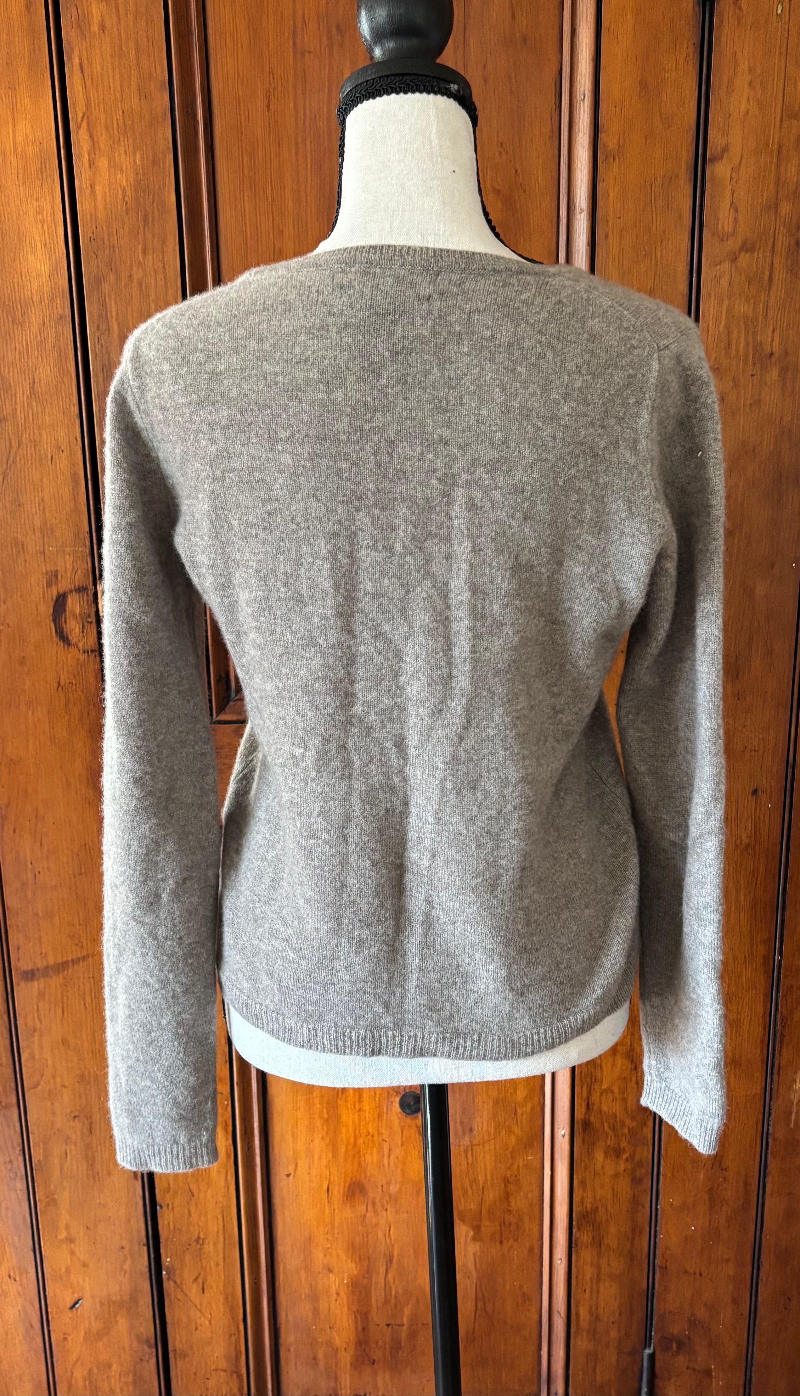 Tahari Cashmere Sweater, Size Small