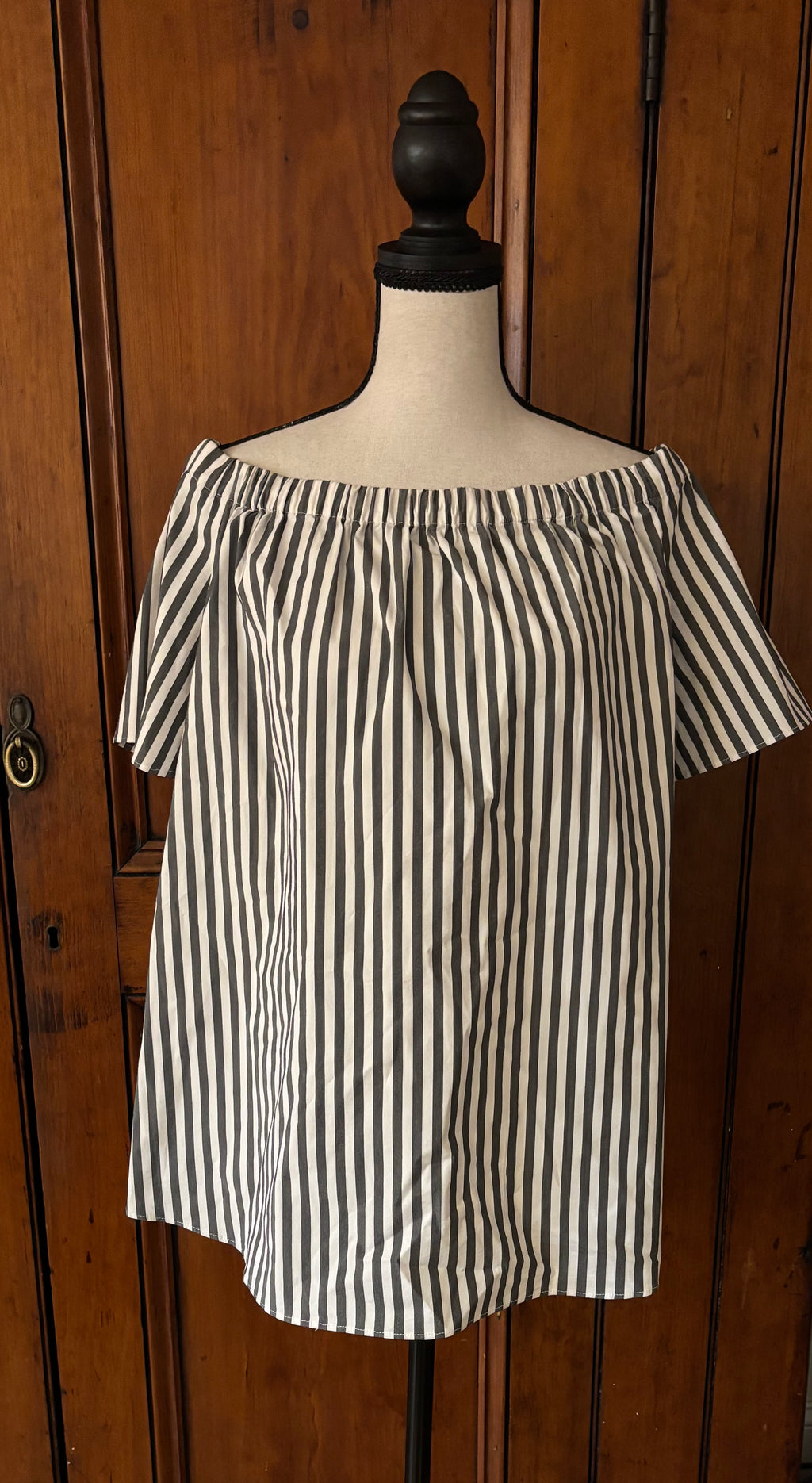 Vince Camuto Short Sleeve Top, Size Large