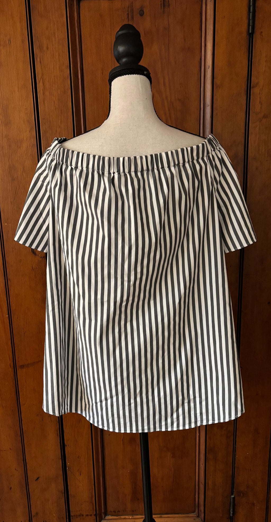 Vince Camuto Short Sleeve Top, Size Large