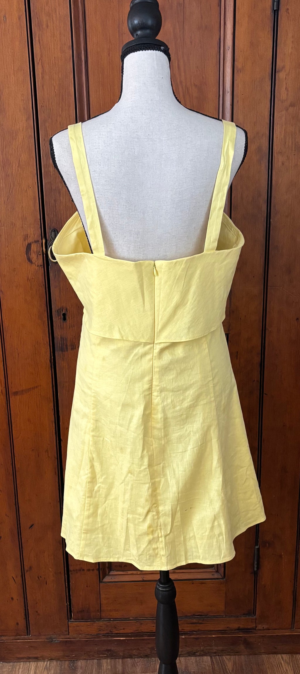 Banana Republic yellow linen dress back view pre-loved dresses brand new with tags Sassy and Chic