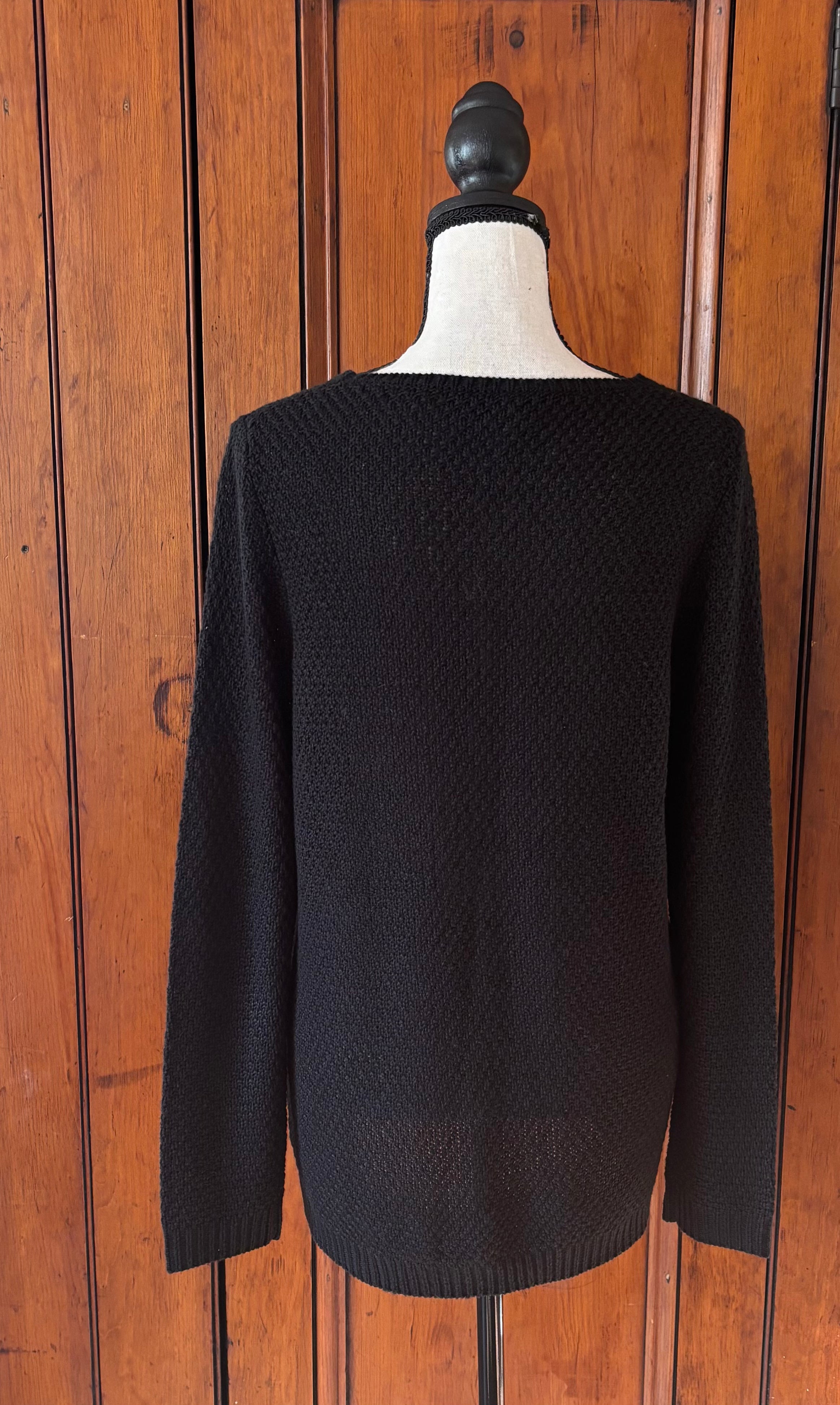 Poppy Pullover Sweater, Size Medium