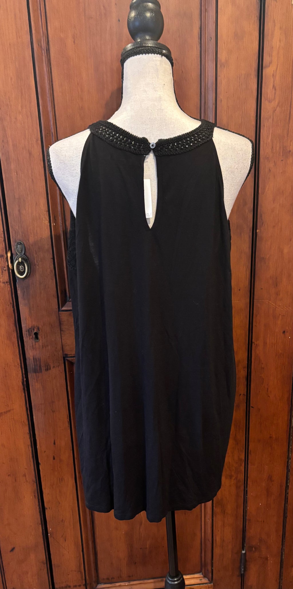 Pre-loved tops and blouses Ann Taylor LOFT black sleeveless top back view brand new with tags Sassy and Chic