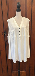 Torrid off white sleeveless button front blouse front view charming buttons thrifted tops and blouses NWTs Sassy and Chic