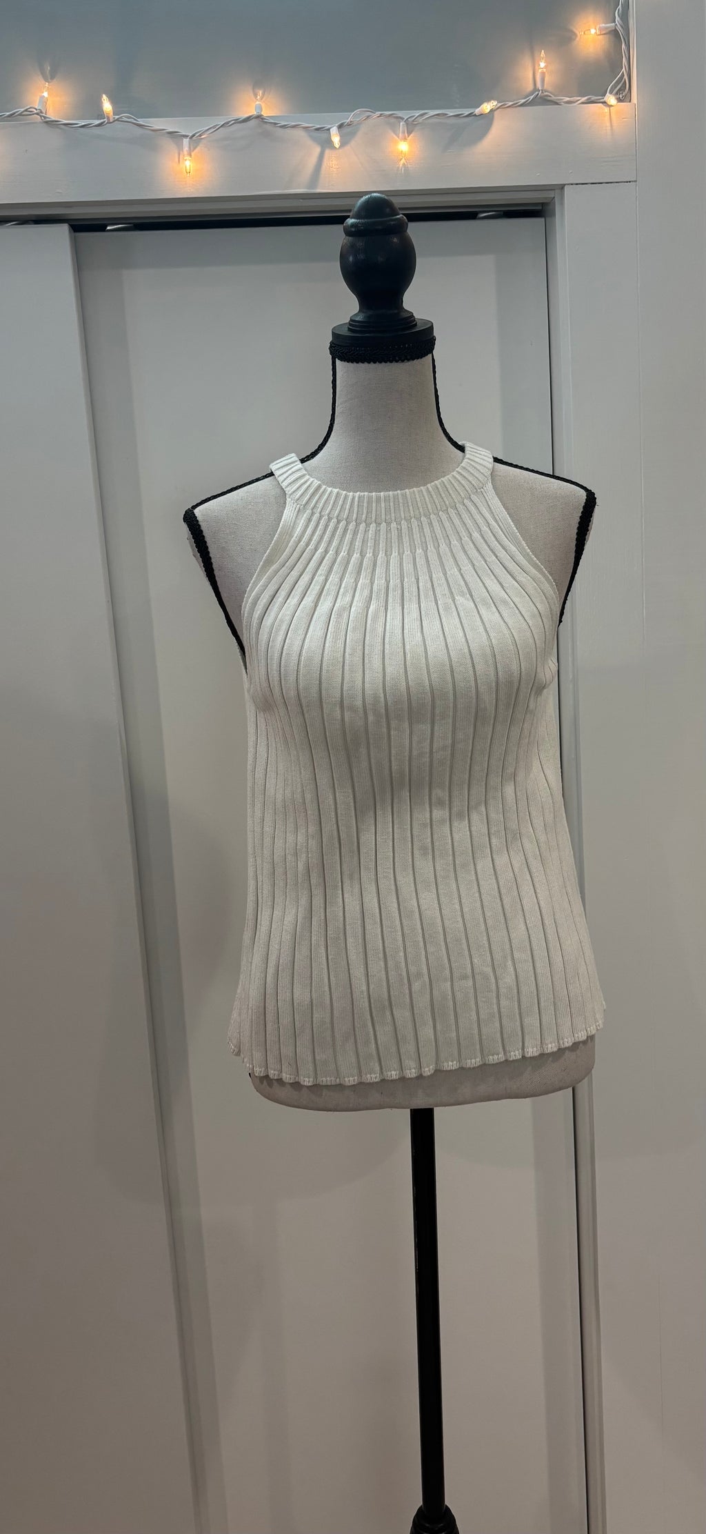 Rue and Willow Tank Top Sweater, Size Large