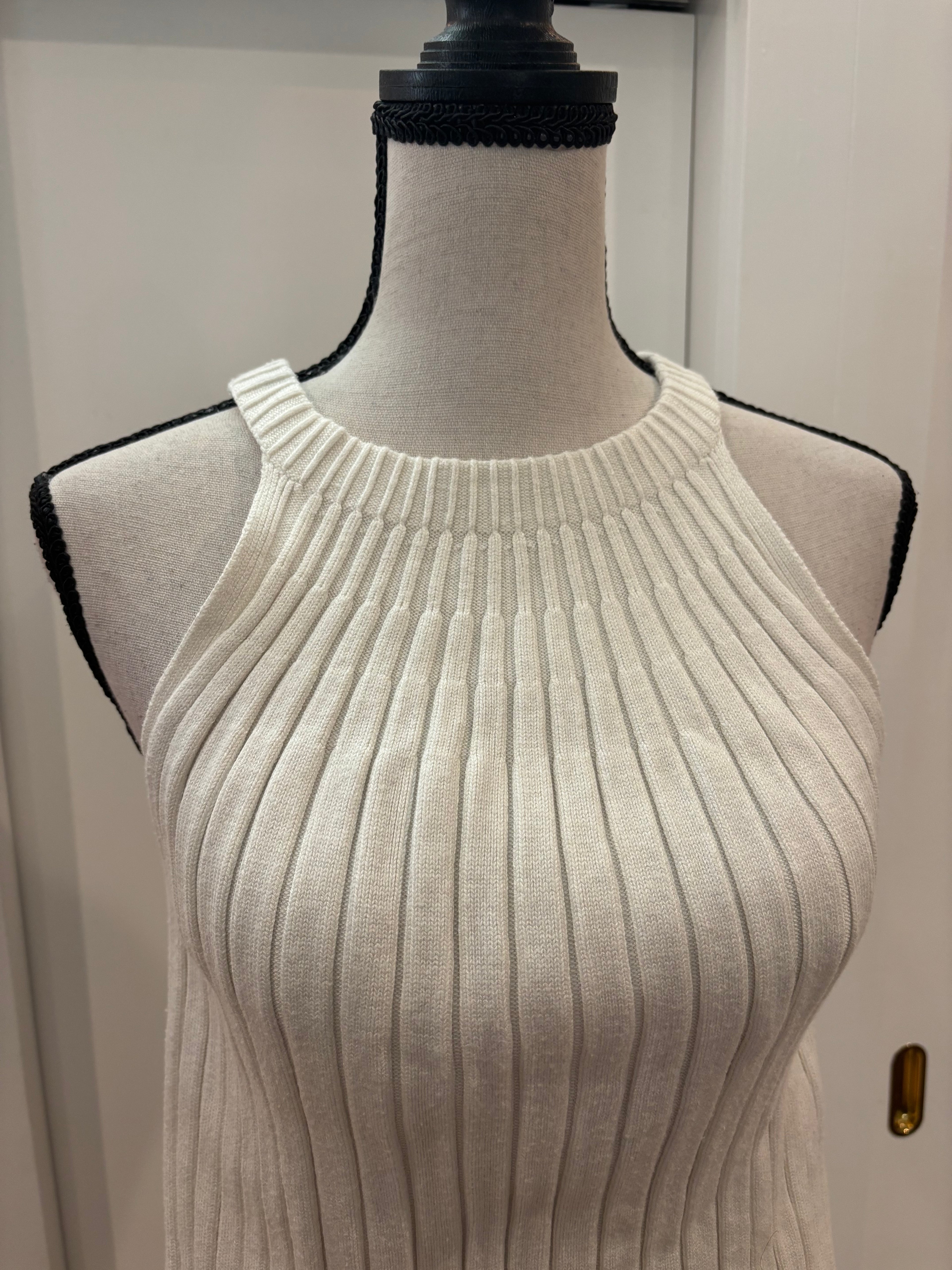 Rue and Willow Tank Top Sweater, Size Large