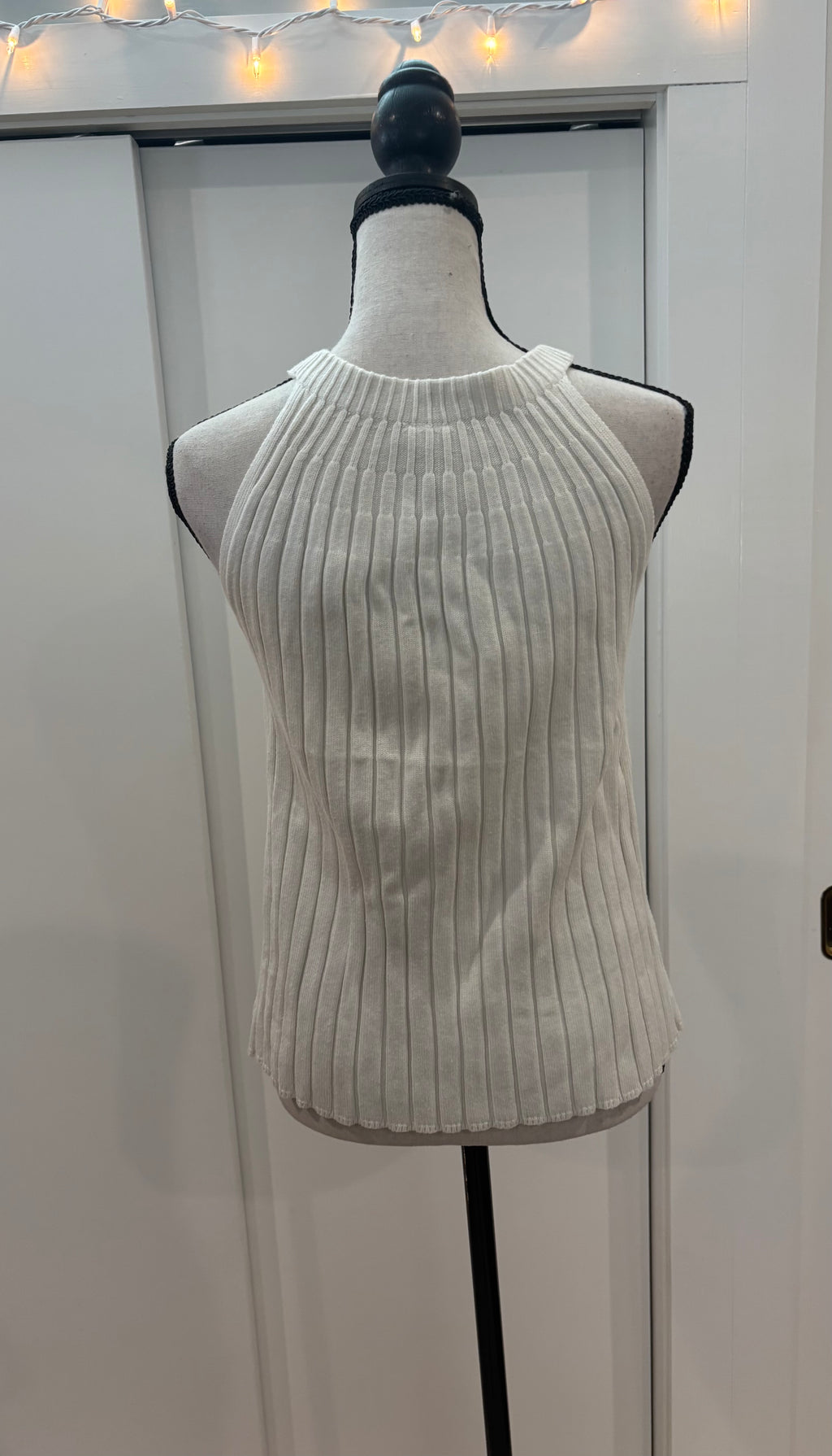 Rue and Willow Tank Top Sweater, Size Large