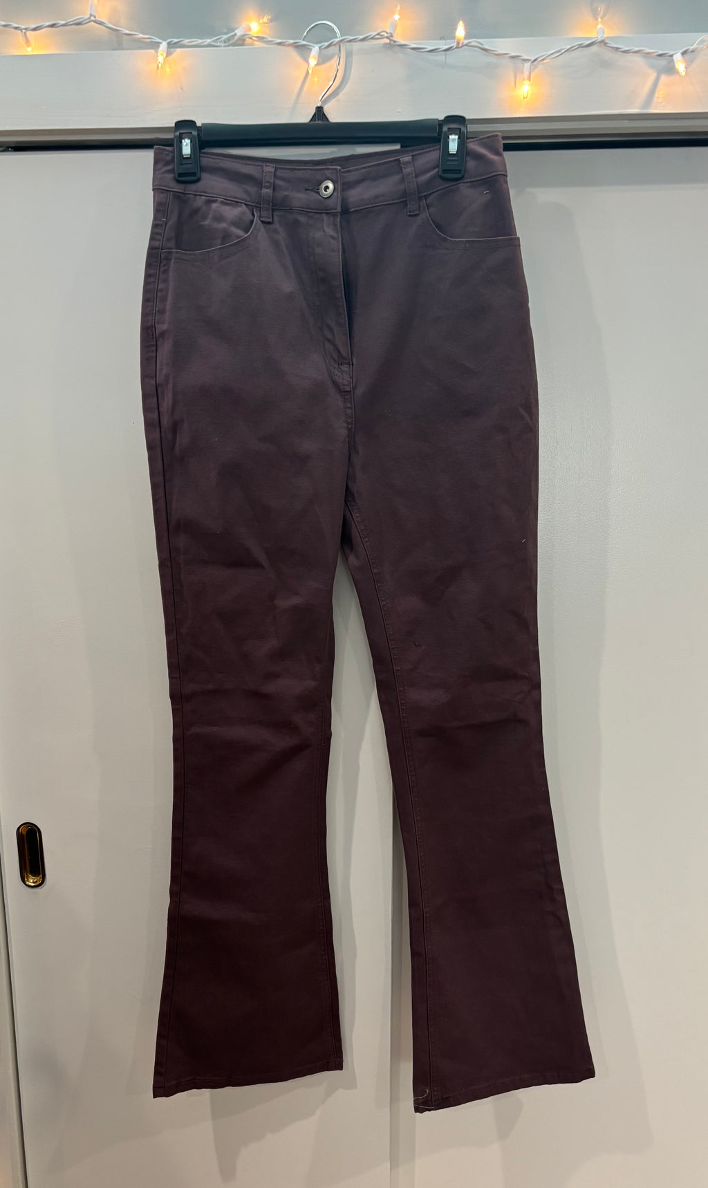 Glassons light eggplant straight leg pants front view soft eggplant hue thrifted pants and trousers like new Sassy and Chic