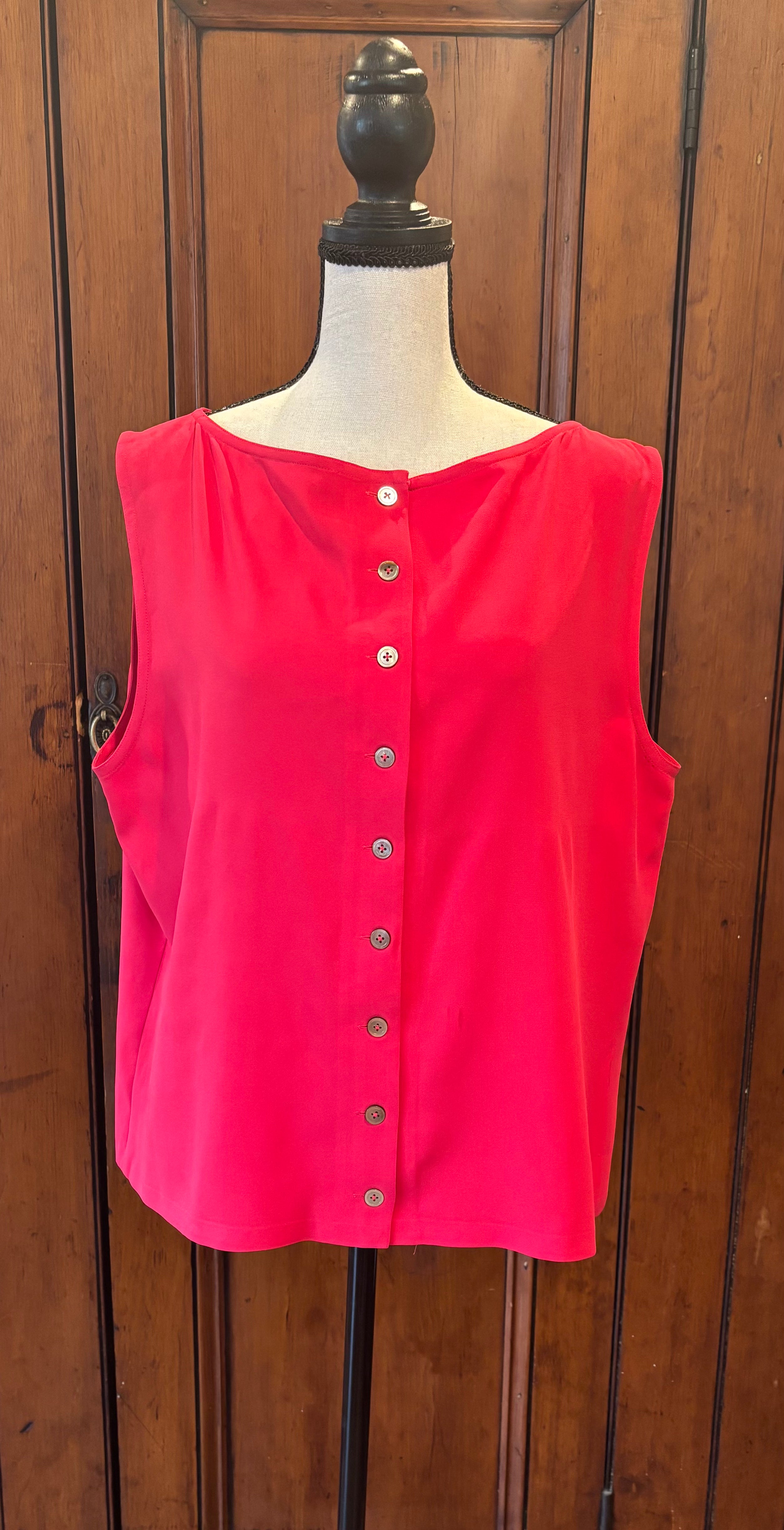 Linda Allard Ellen Tracy red sleeveless top back view thrifted tops like new charming button detail Sassy and Chic