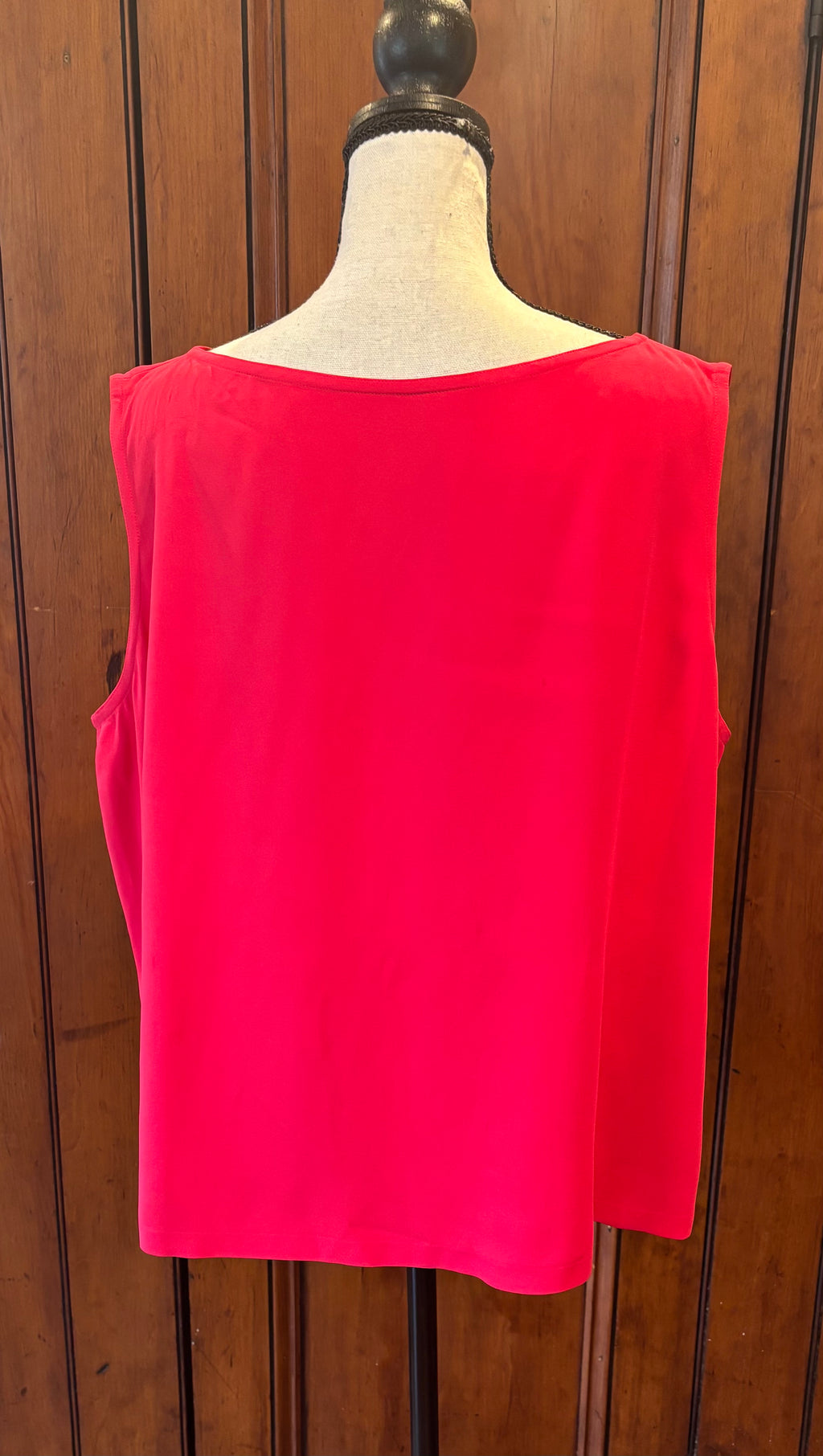 Linda Allard Ellen Tracy red sleeveless top front view thrifted tops like new bold red hue Sassy and Chic