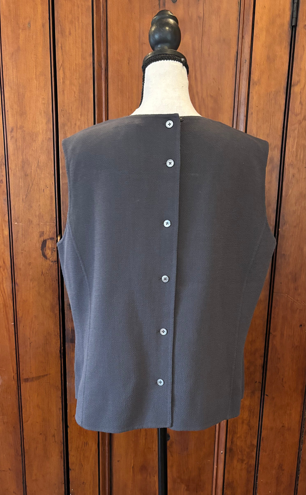 Linda Allard Ellen Tracy dark grey sleeveless top back view pre-owned like new tops and blouses Sassy and Chic