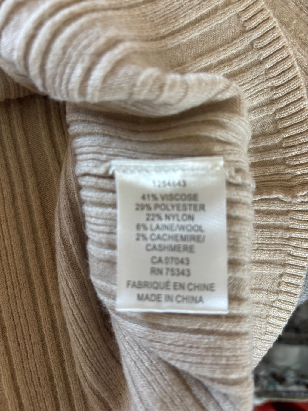 House of Harlow 1960 cream pullover secondhand luxury sweater excellent condition Sassy and Chic