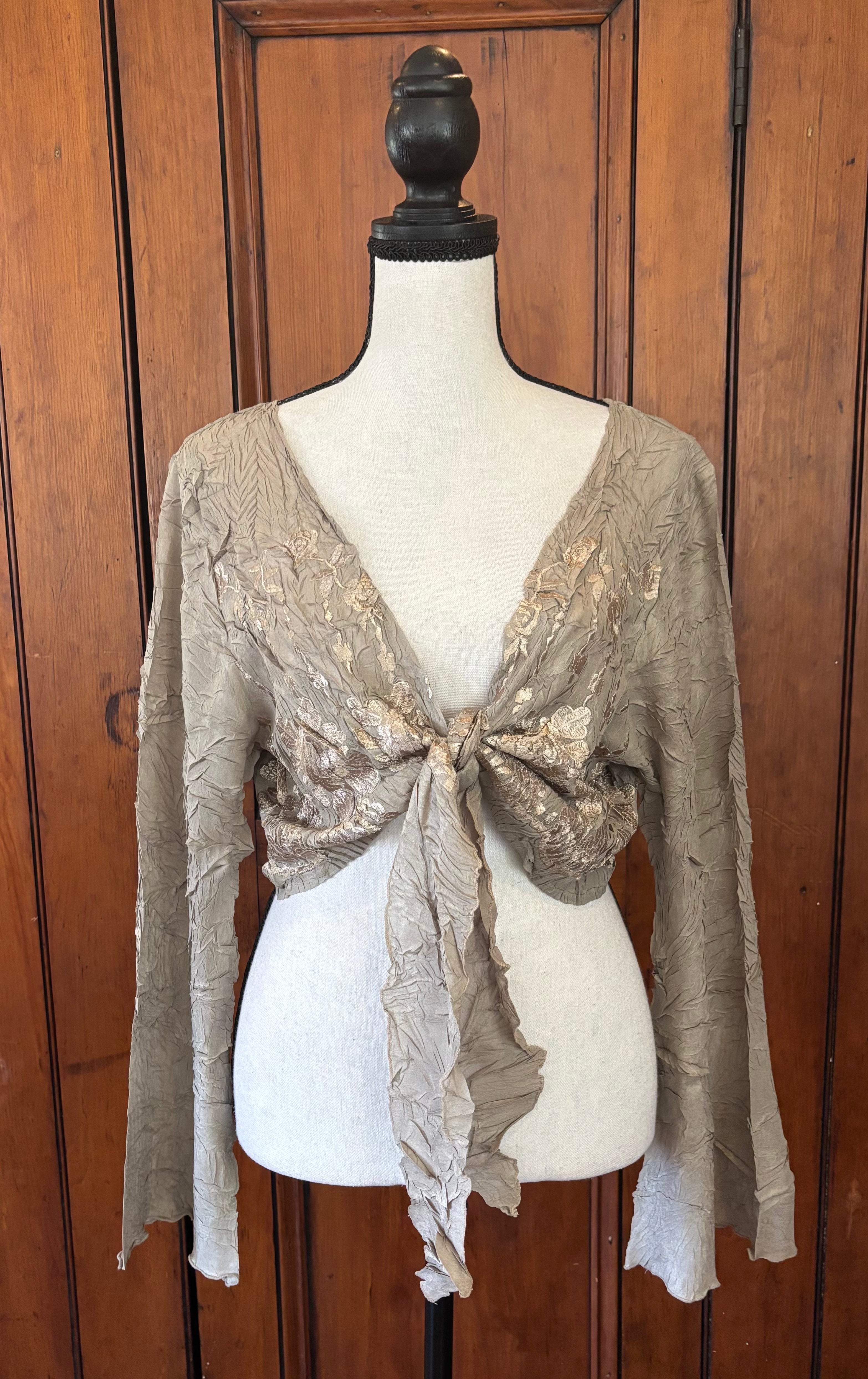 Pre-loved kimonos and sweaters. Komarov kimono sweater front view relaxed kimono silhouette pre-loved excellent condition Sassy and Chic