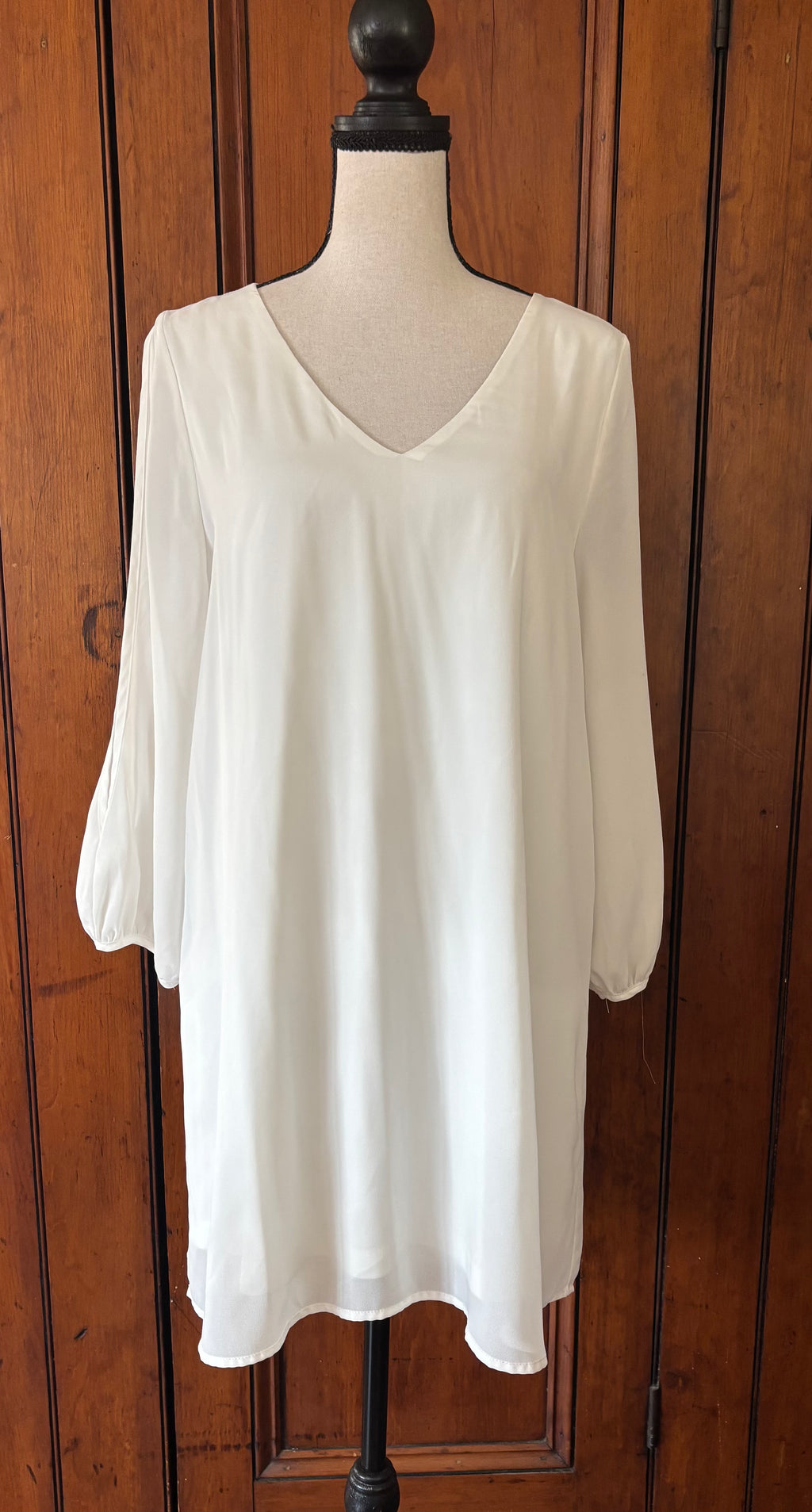Lulus white long sleeve V-neck mini dress front view flattering V-neckline pre-loved dresses Sassy and Chic