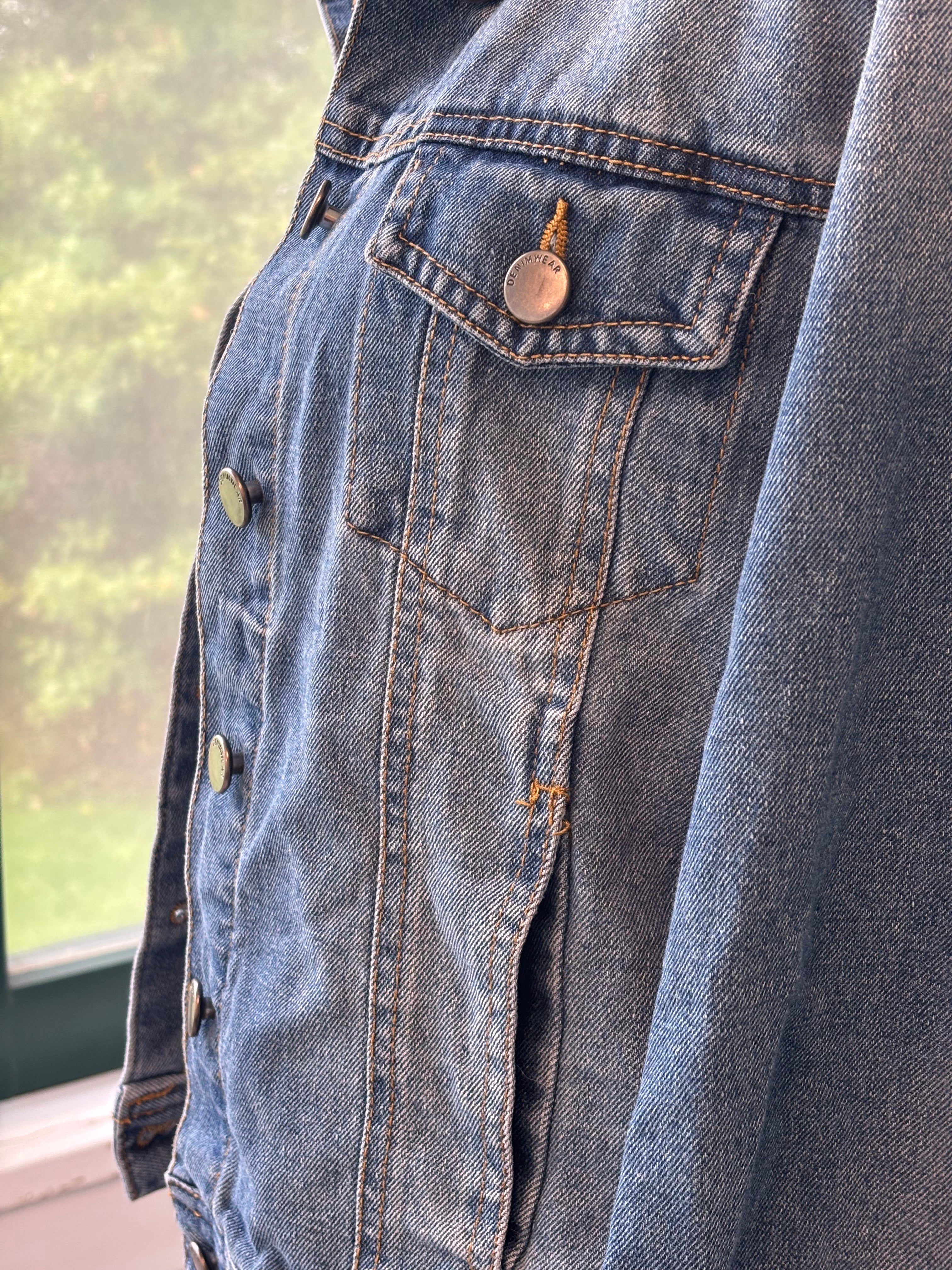 Ashley Vintage Charm medium wash denim jacket detail close up clean medium wash classic denim Sassy and Chic