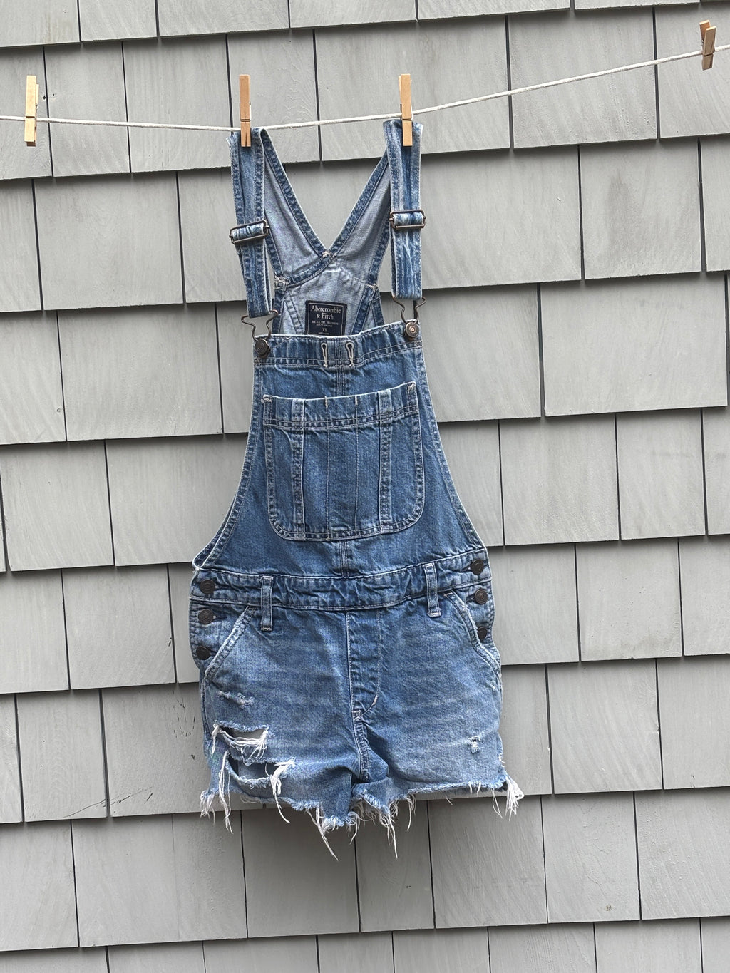 Abercrombie & Fitch Distressed Denim Overall Shorts | Medium Wash | Size XS | Like New