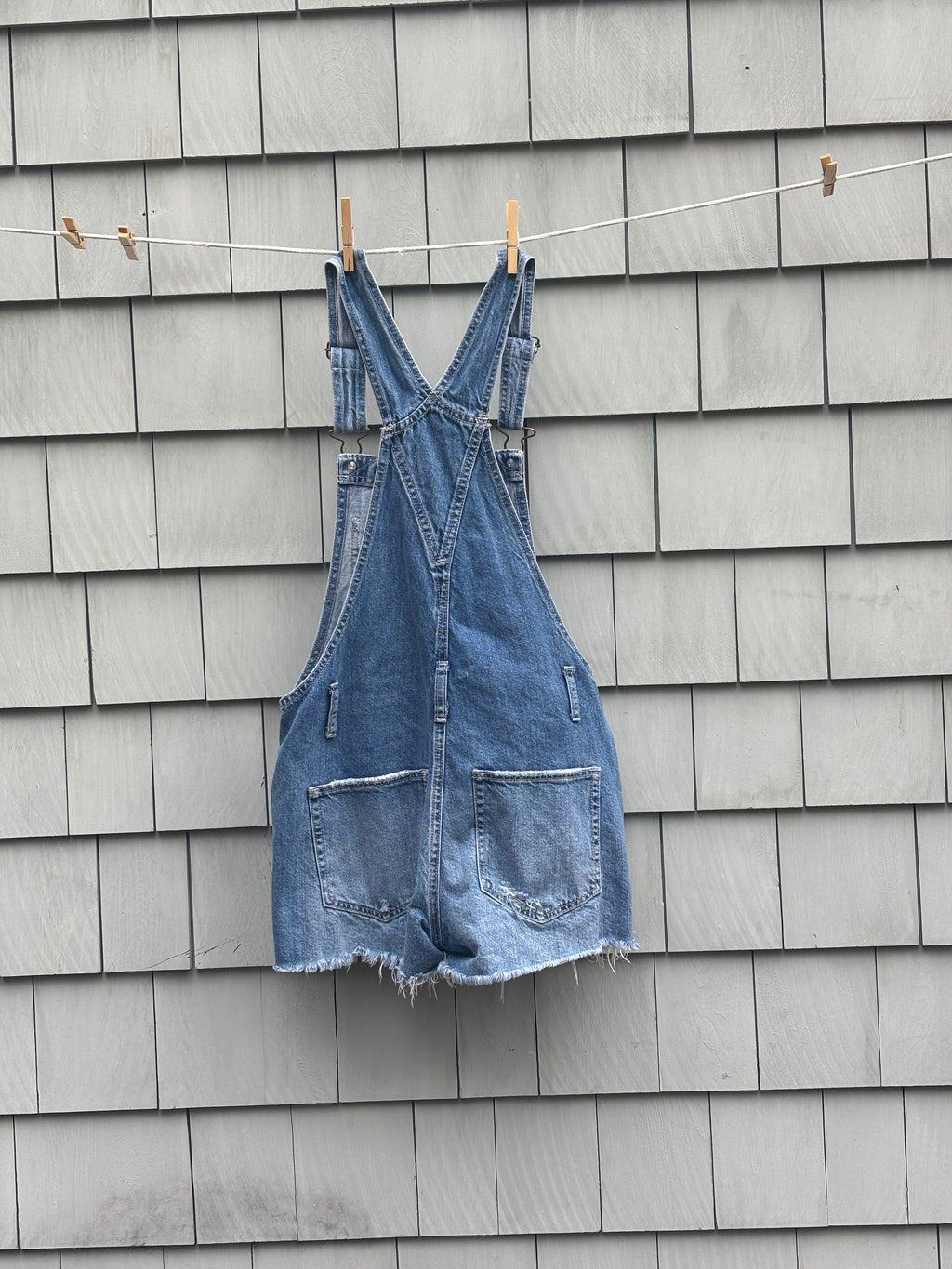 Abercrombie & Fitch Distressed Denim Overall Shorts | Medium Wash | Size XS | Like New