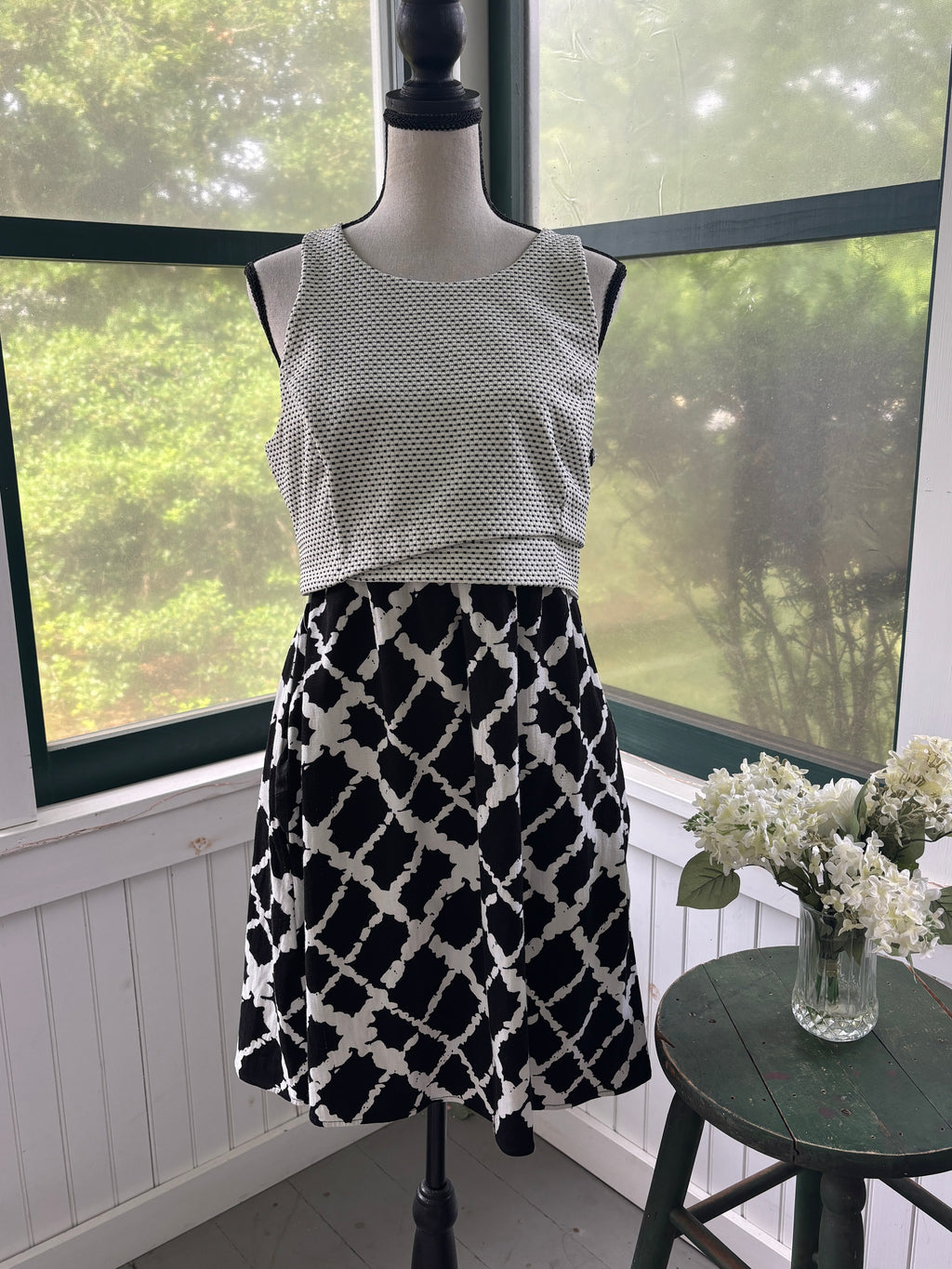 Tabitha Mixed Print Sleeveless Mini Dress | Black & White | Size 6 | Like New