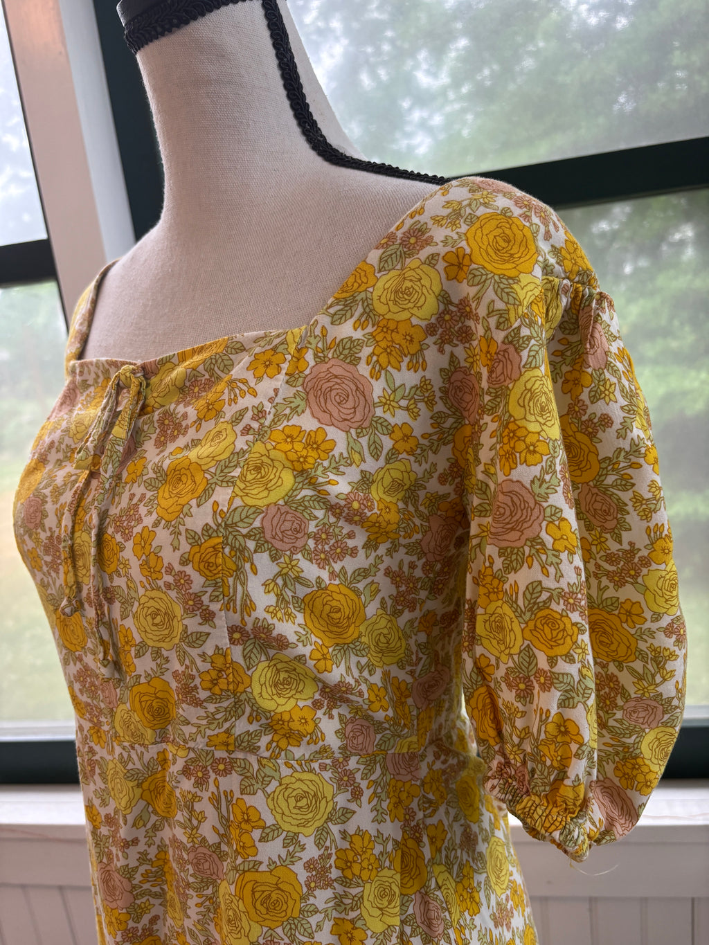Faithfull the Brand Puff Sleeve Mini Dress | Yellow Rose Floral | Size 6 (M) | Like New