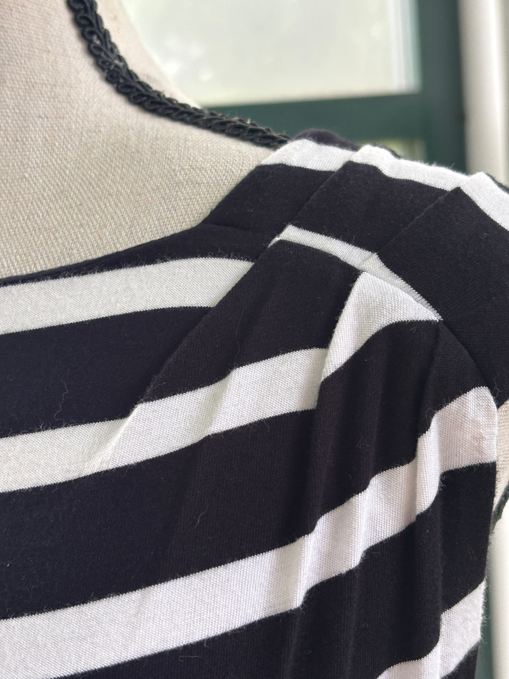 Calvin Klein Black & White Stripe Knit Midi Dress | Boat Neck | Size 6 | Like New