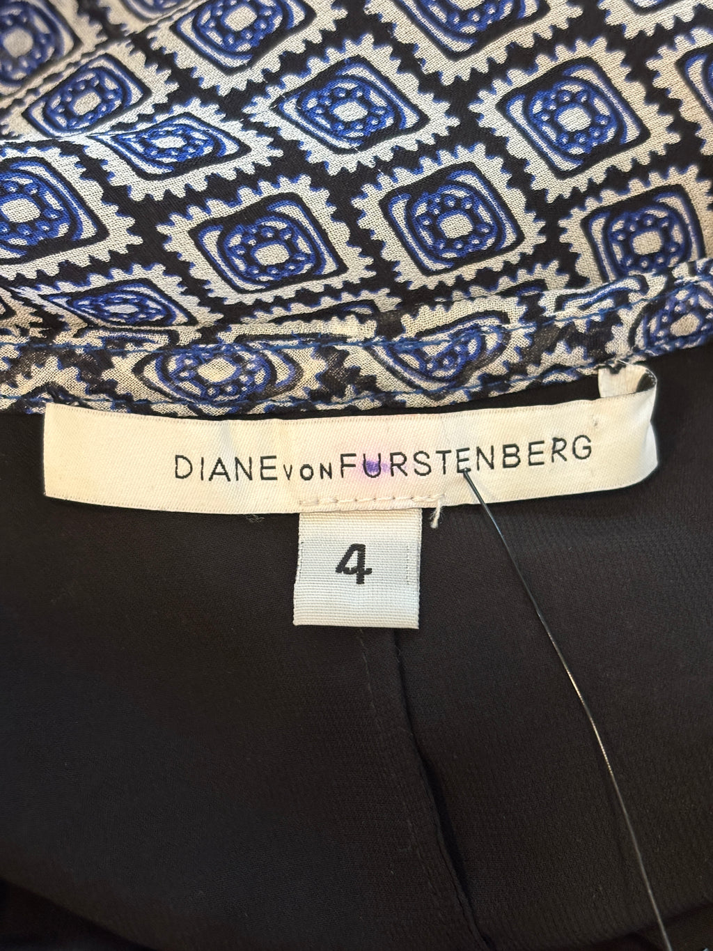 Diane von Furstenberg Geometric Print Twisted Halter Top | Size 4 | Like New
